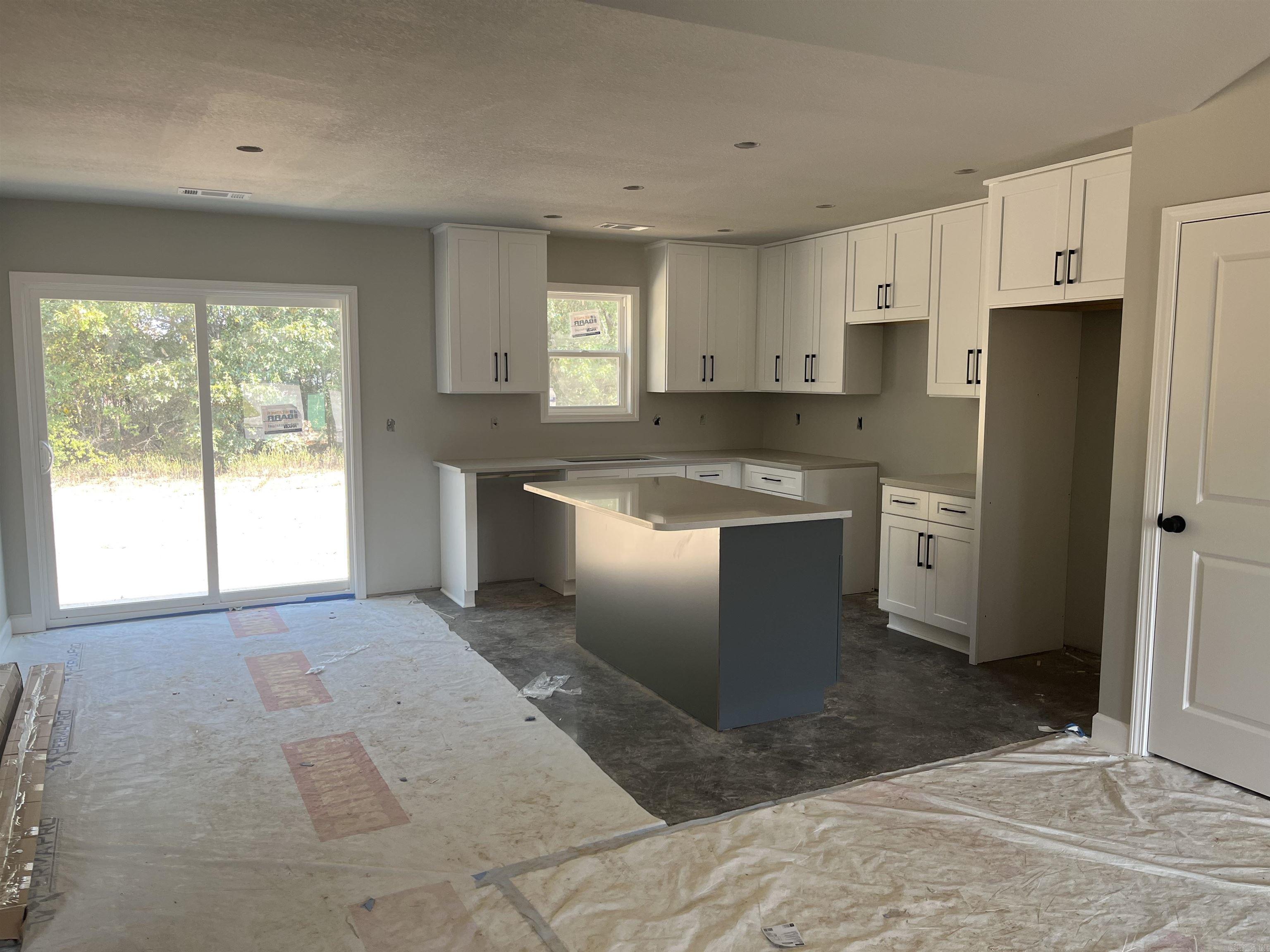 417 Gia  Bono, AR