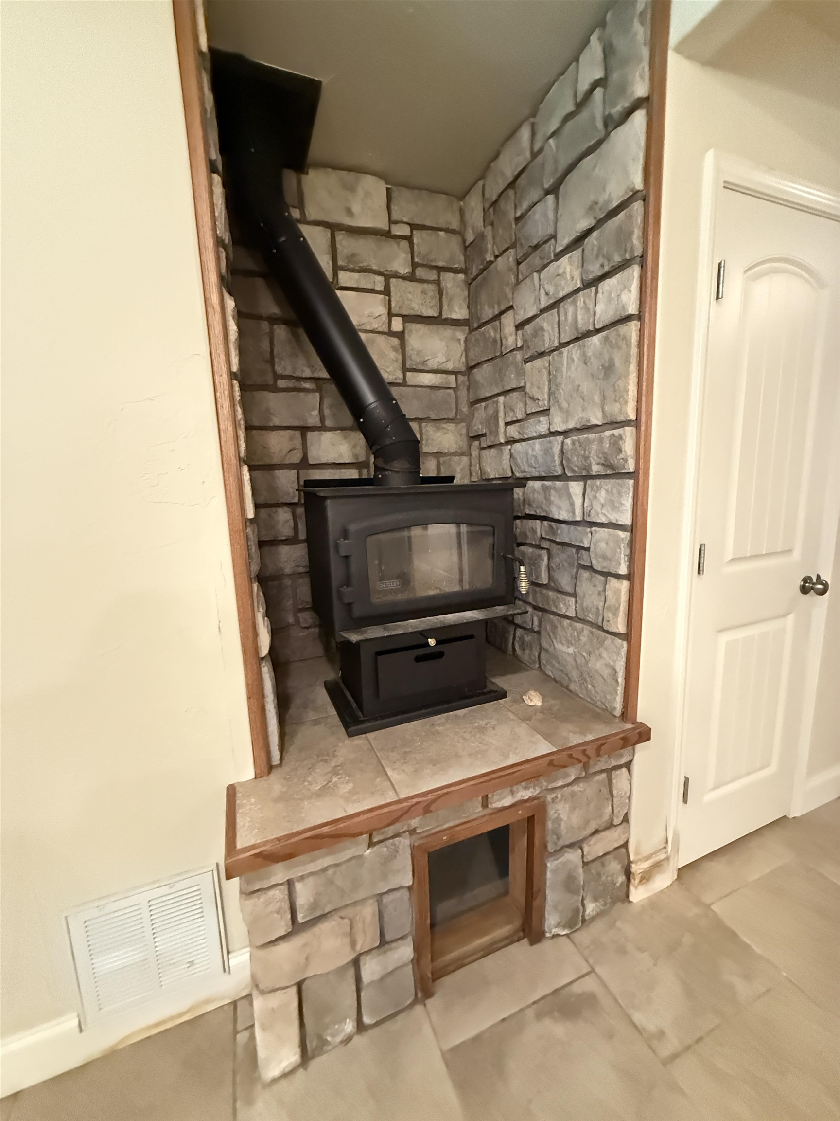 145 Mabry Lane  Melbourne, AR