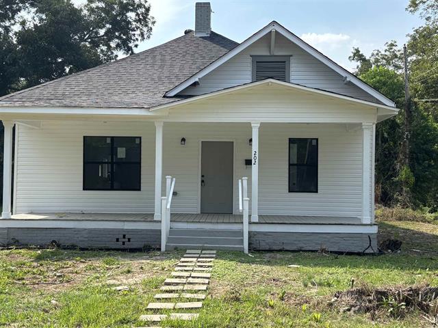 202  Adams St  Lonoke, AR