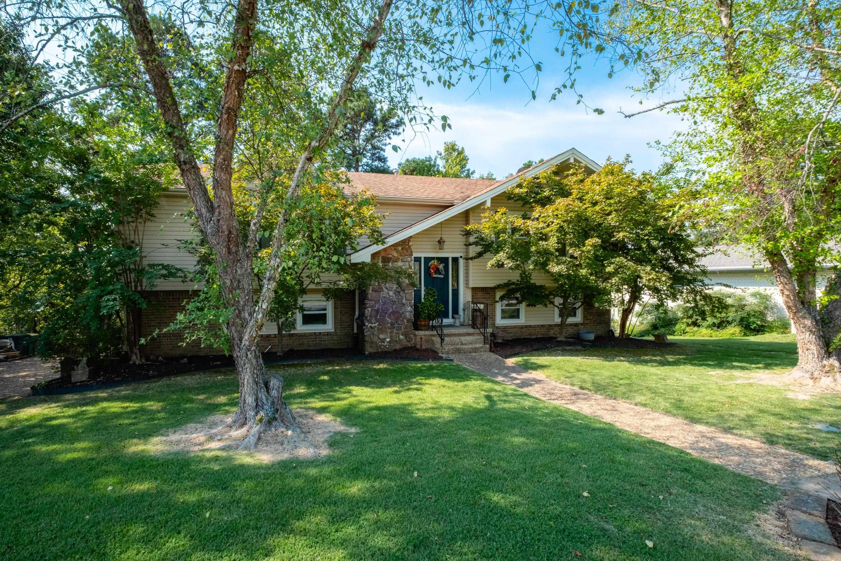 12171 Rivercrest  Little Rock, AR