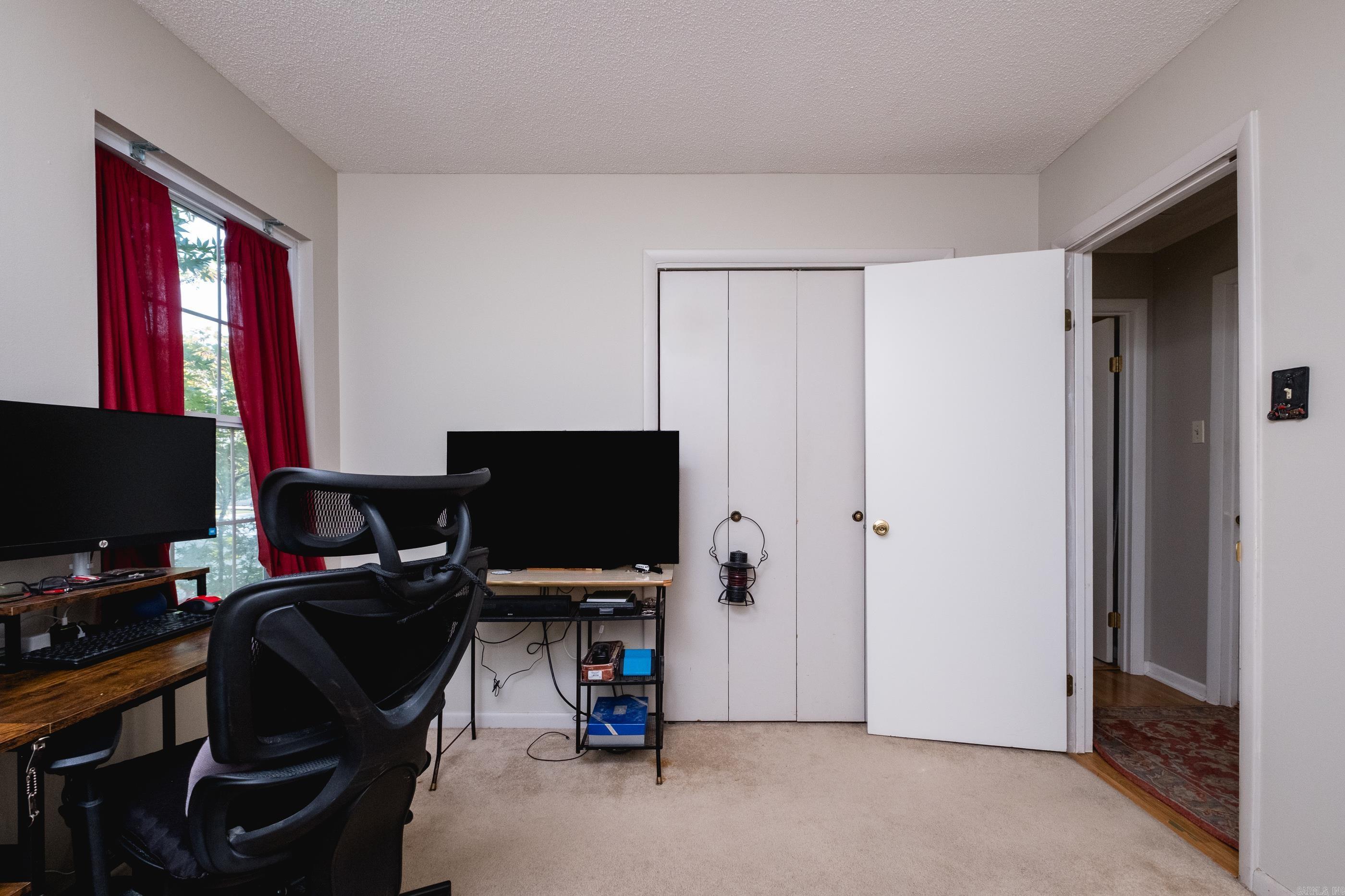 12171 Rivercrest  Little Rock, AR
