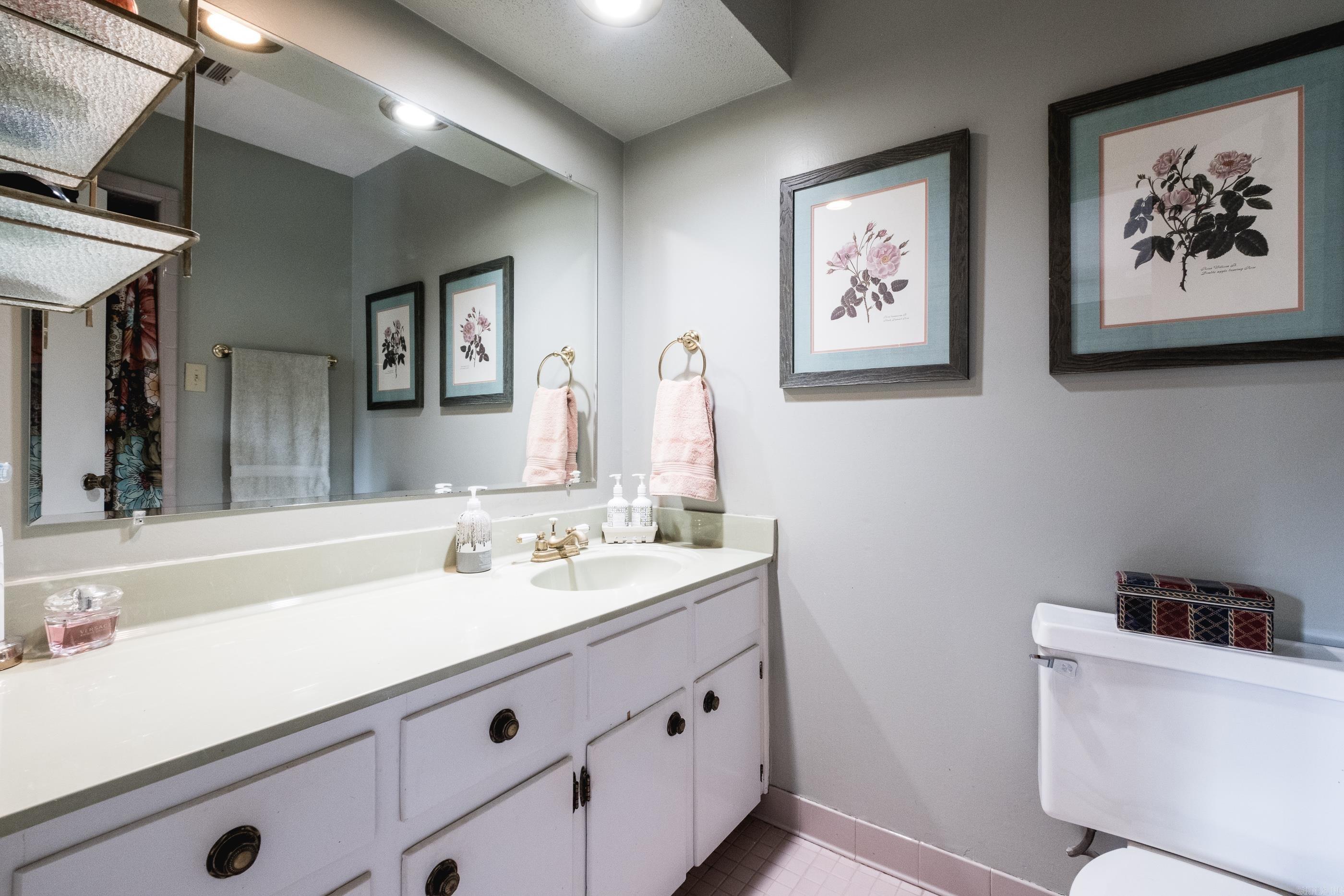 12171 Rivercrest  Little Rock, AR