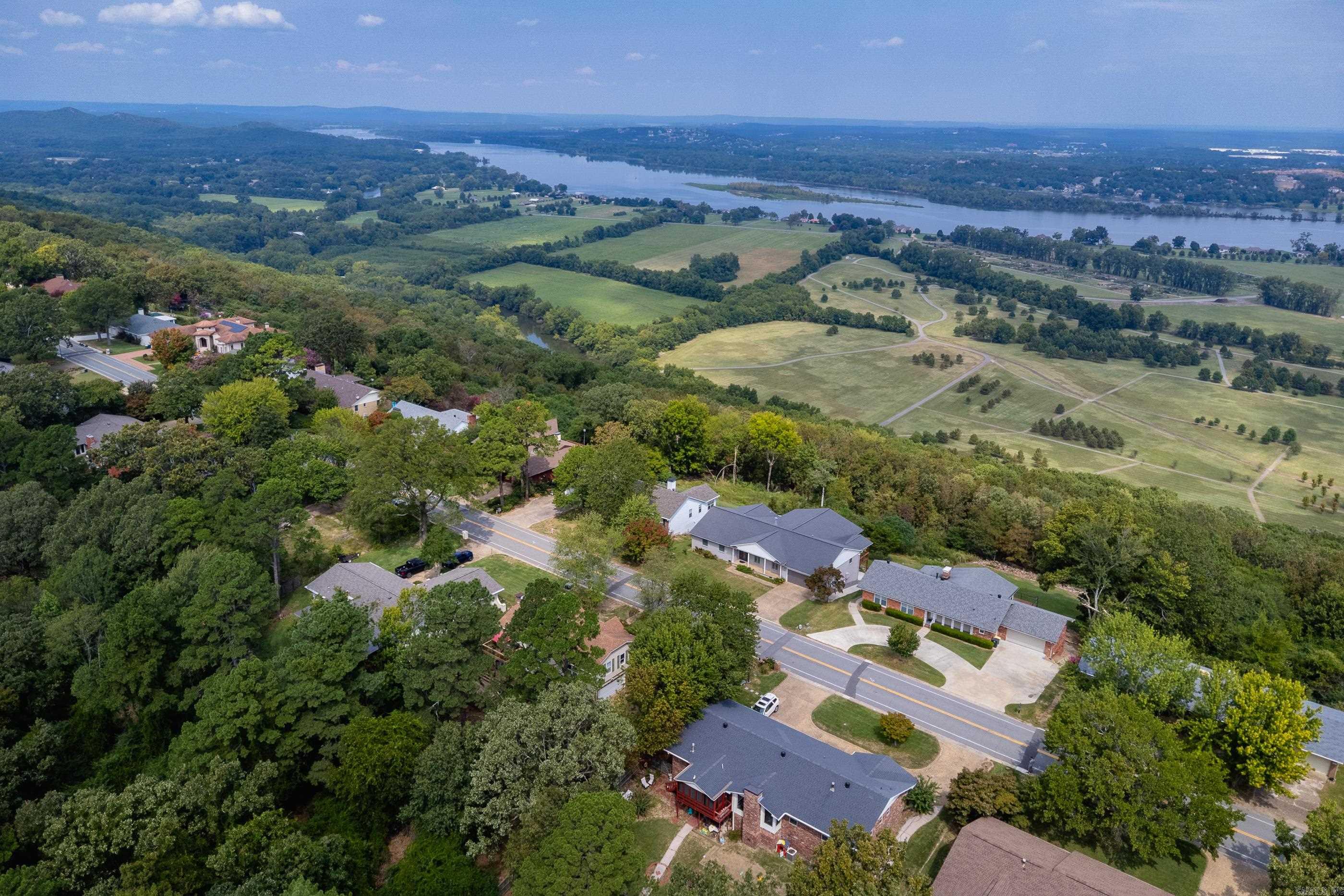 12171 Rivercrest  Little Rock, AR