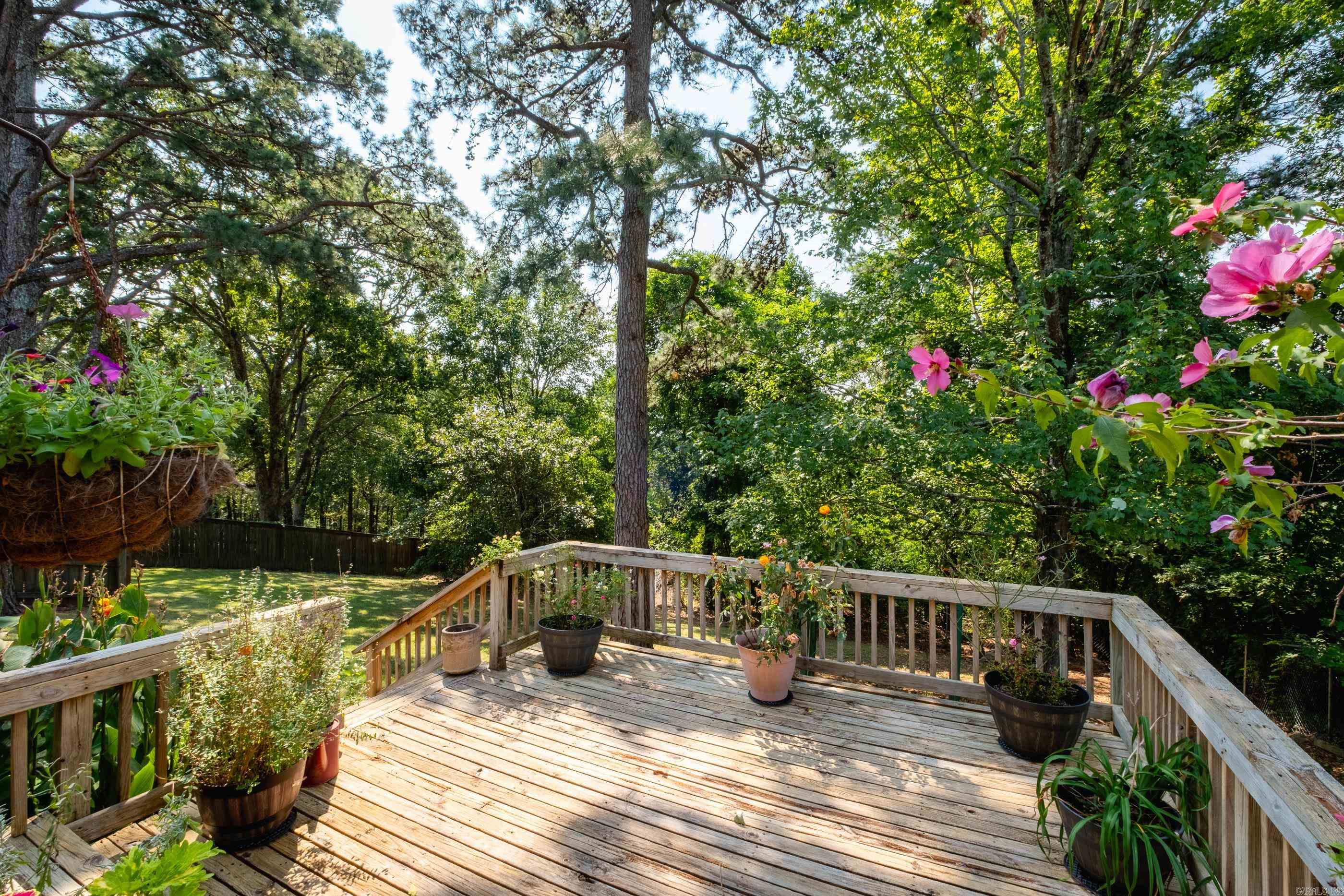 12171 Rivercrest  Little Rock, AR
