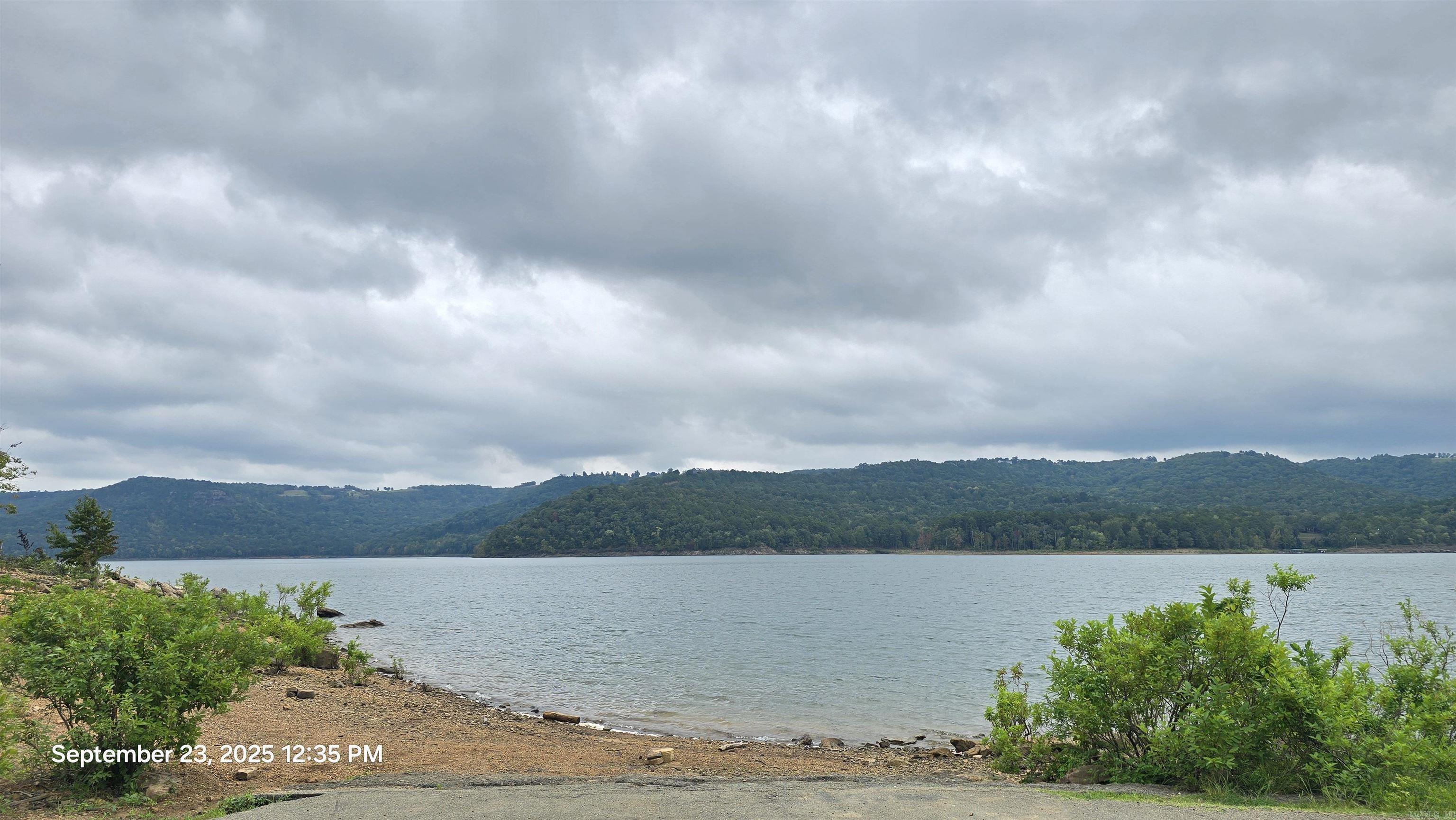 338 & 340 Choctaw Landing  Clinton, AR