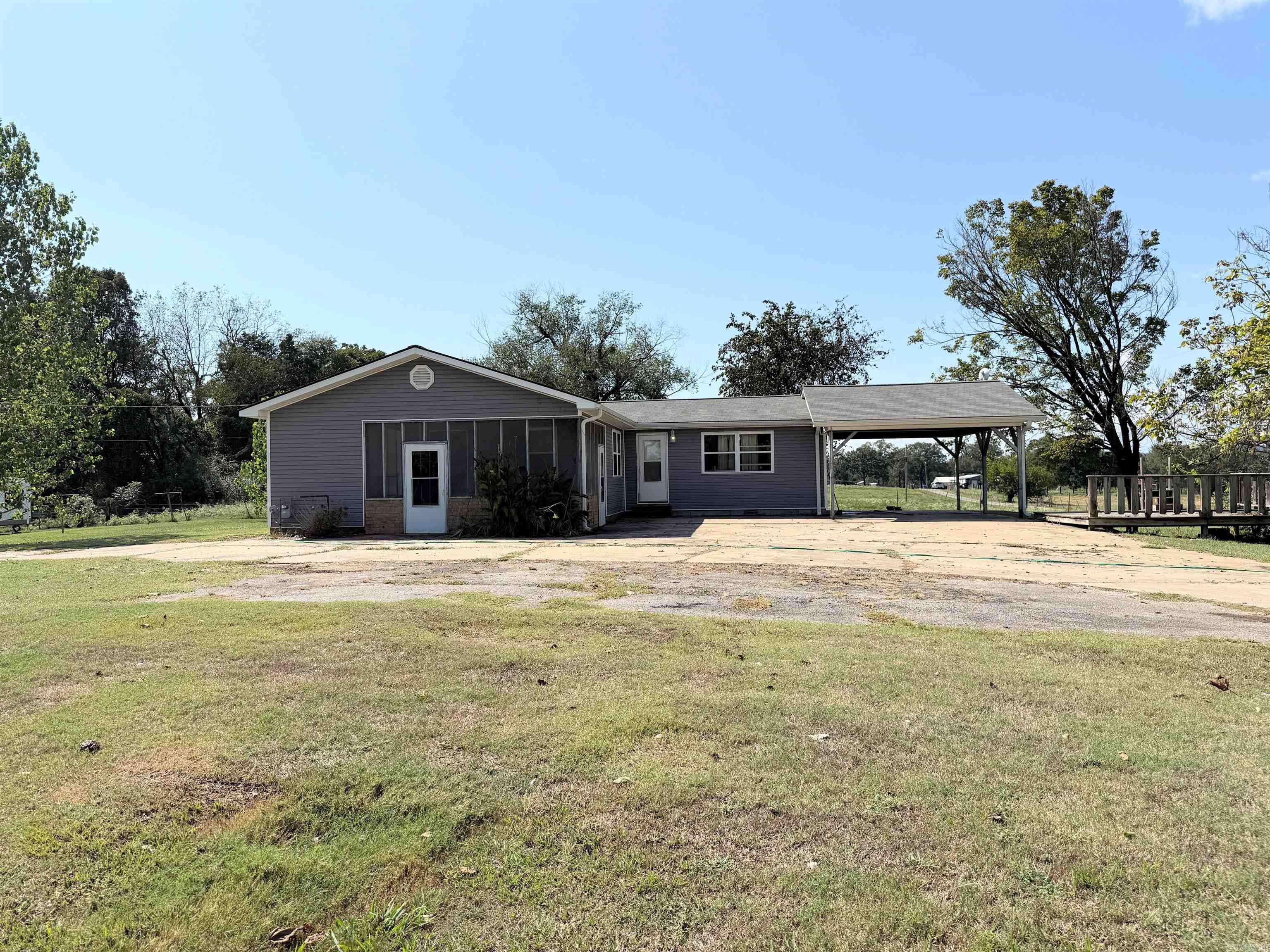 500 Gravel Hill  Altus, AR