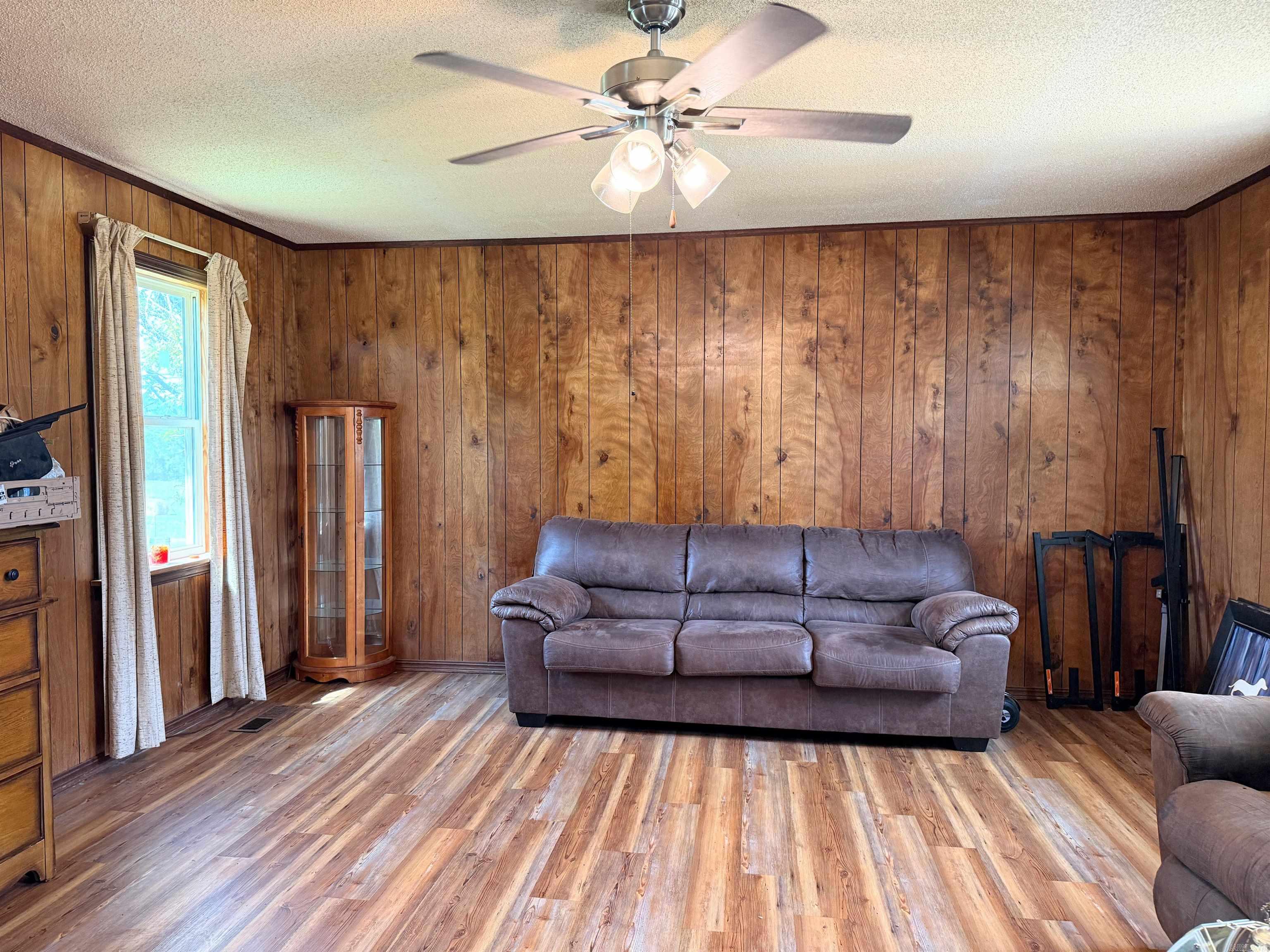 500 Gravel Hill  Altus, AR