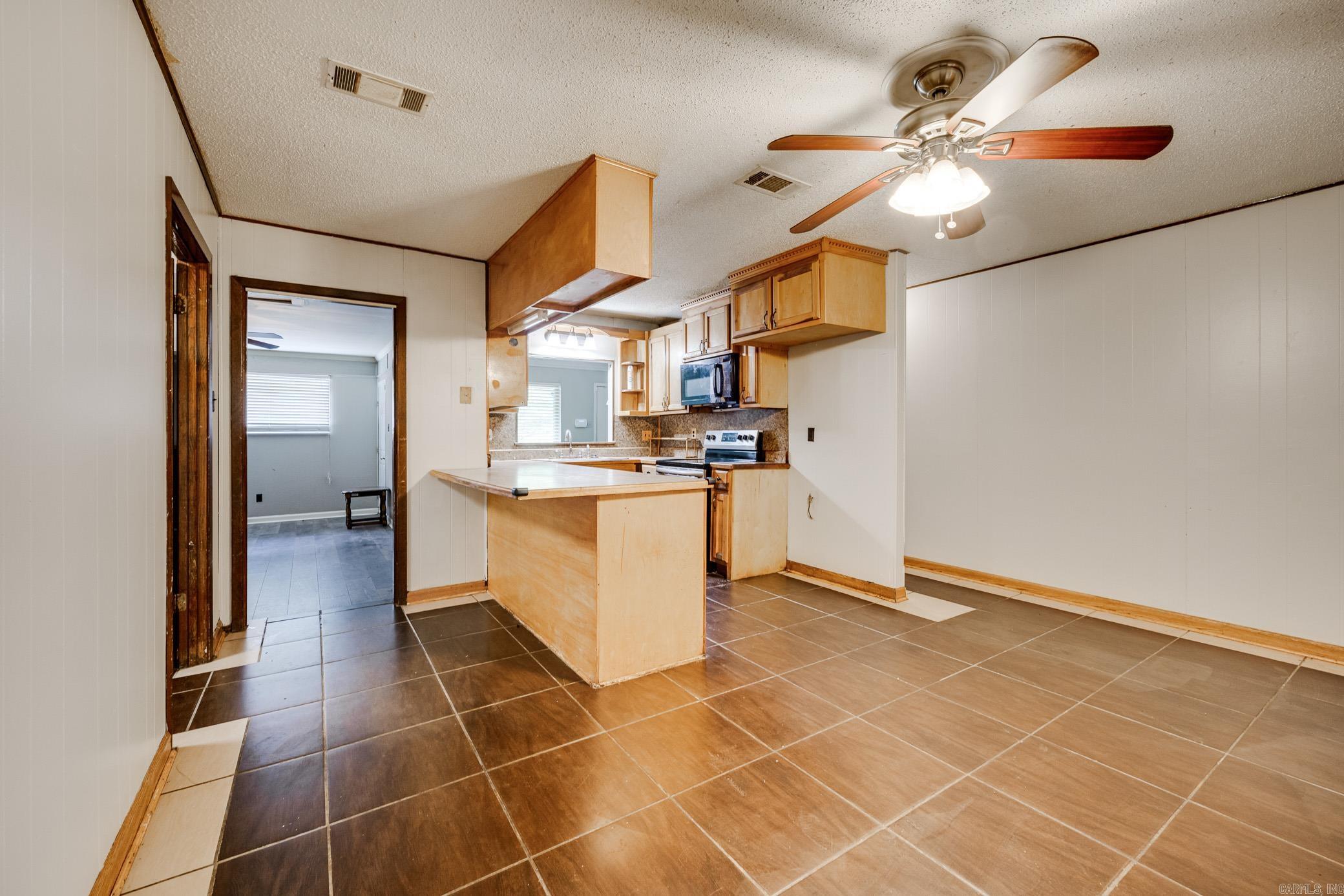 3938 Wooddale  Little Rock, AR