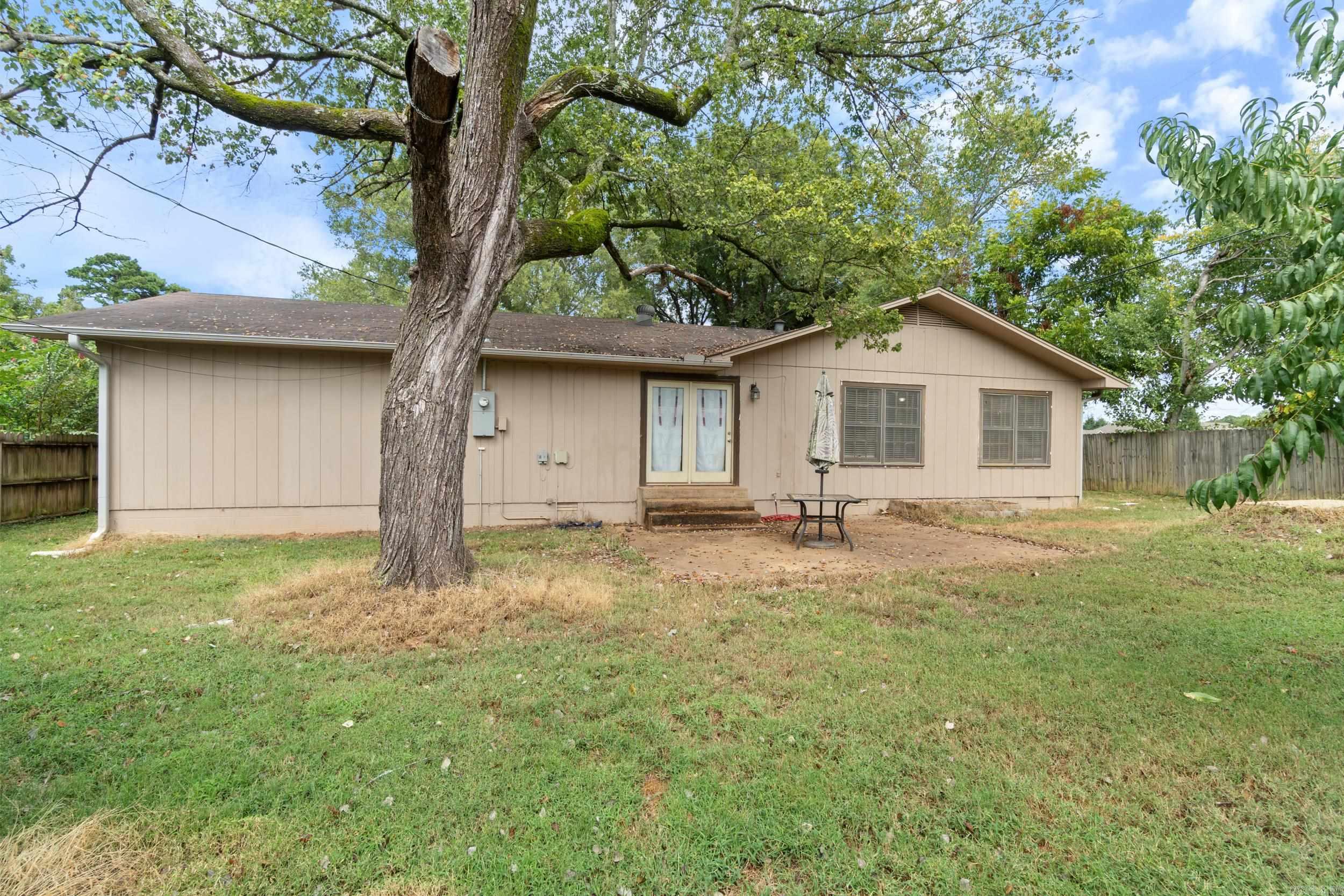 111 Sunset Place  Searcy, AR