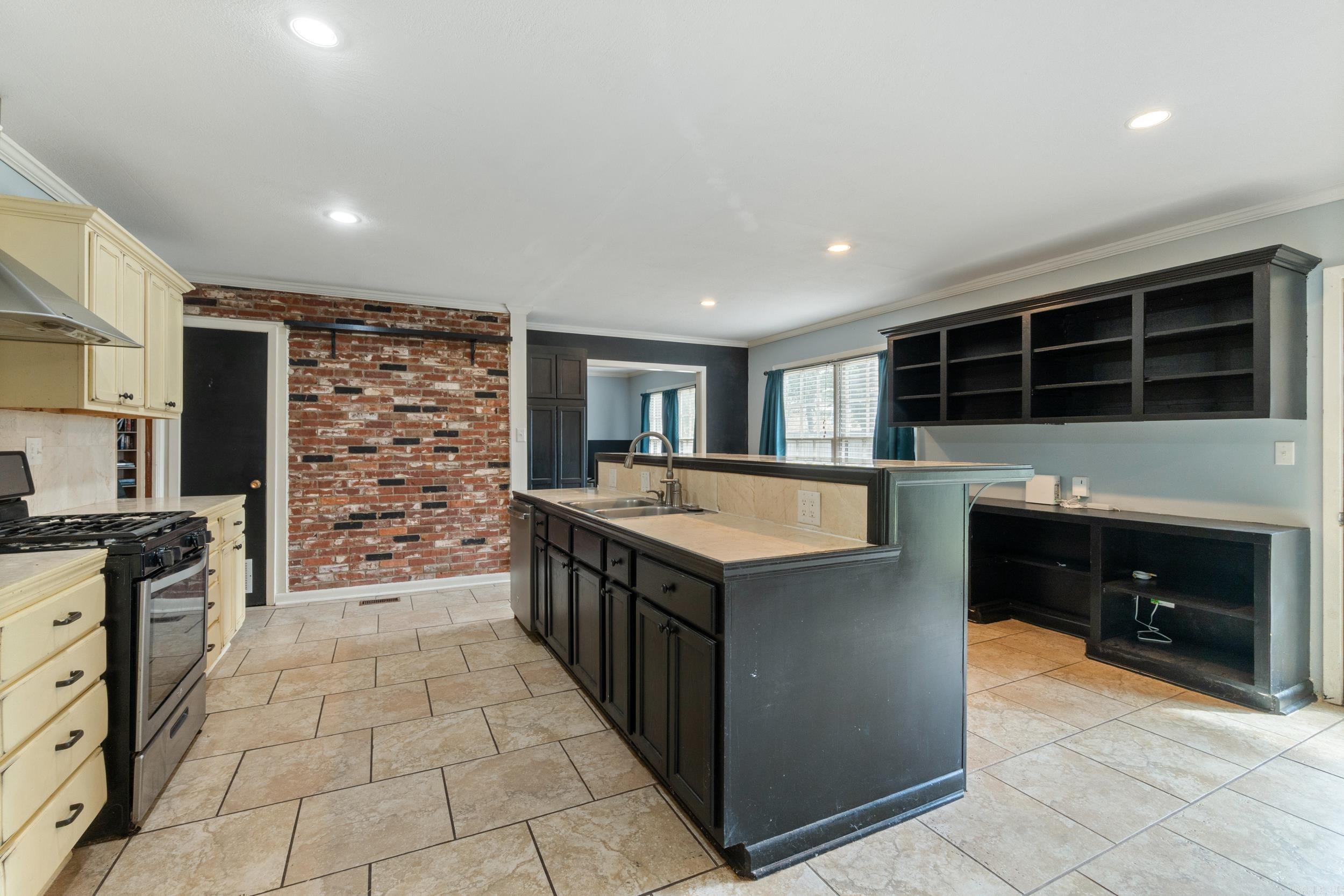 111 Sunset Place  Searcy, AR