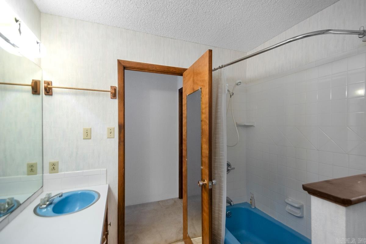 1540 Valley View  Malvern, AR