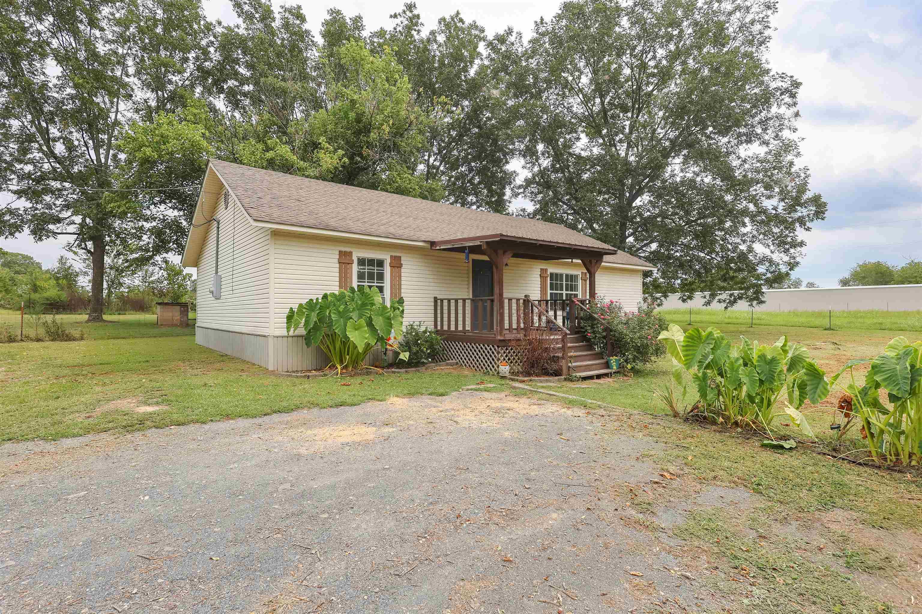 1286 W Highway 88  Oden, AR