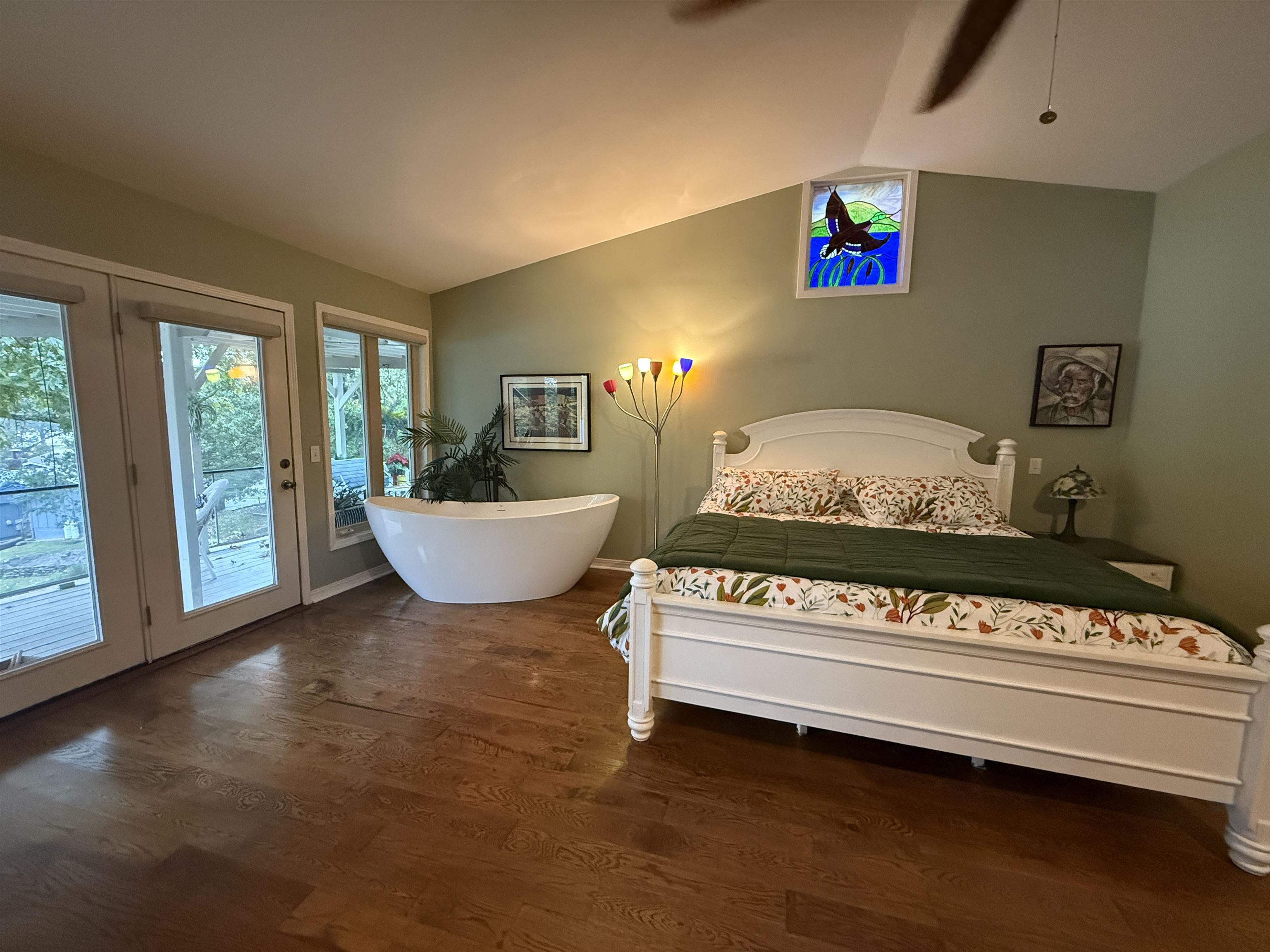 129 W Lakeshore  Cherokee Village, AR