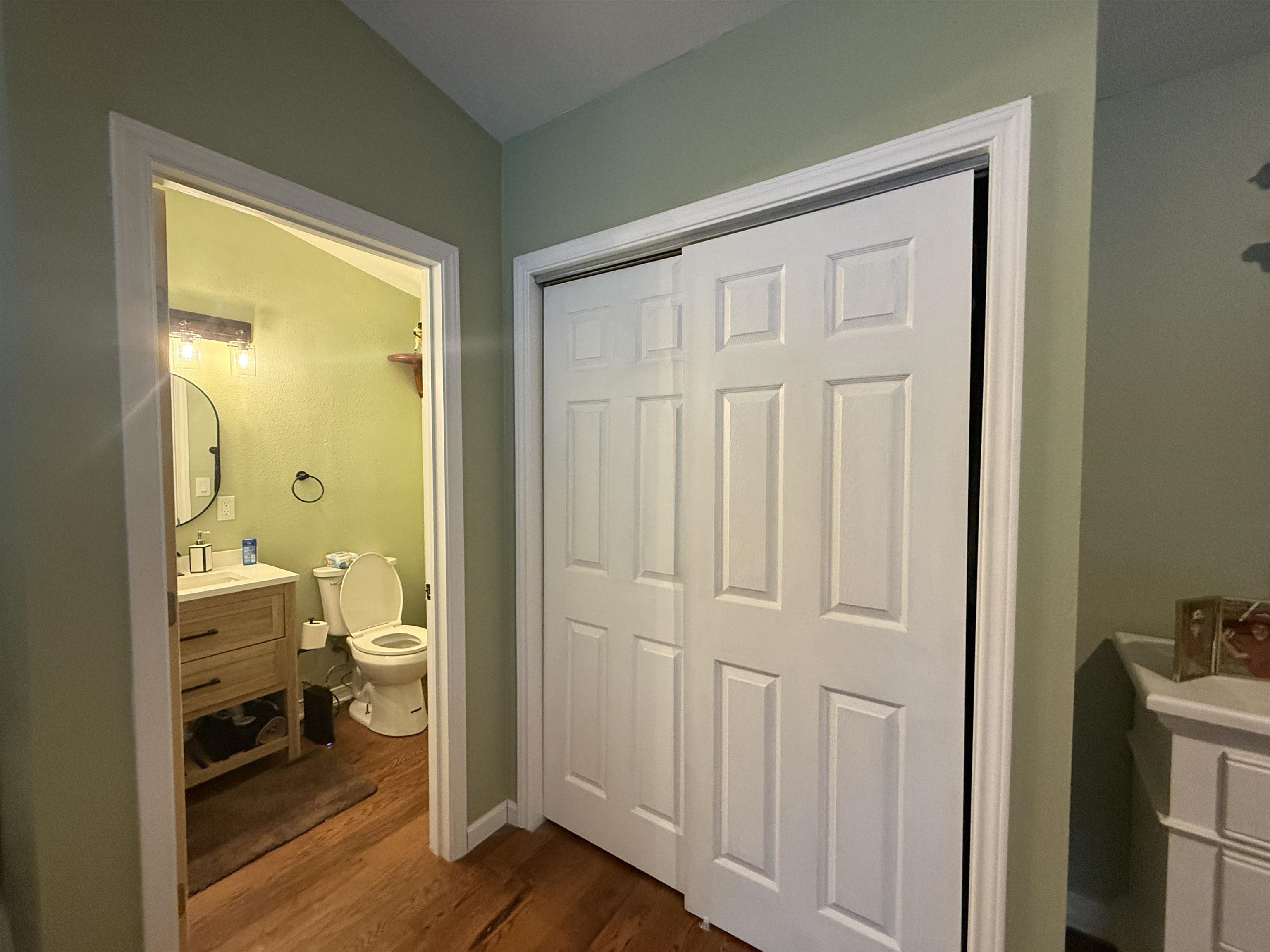 129 W Lakeshore  Cherokee Village, AR