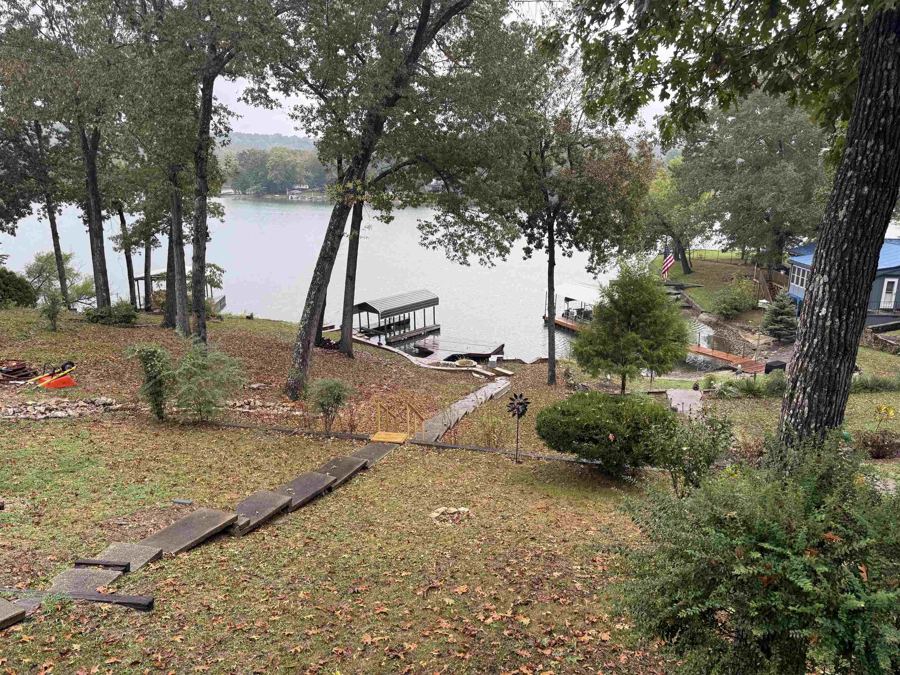 129 W Lakeshore  Cherokee Village, AR