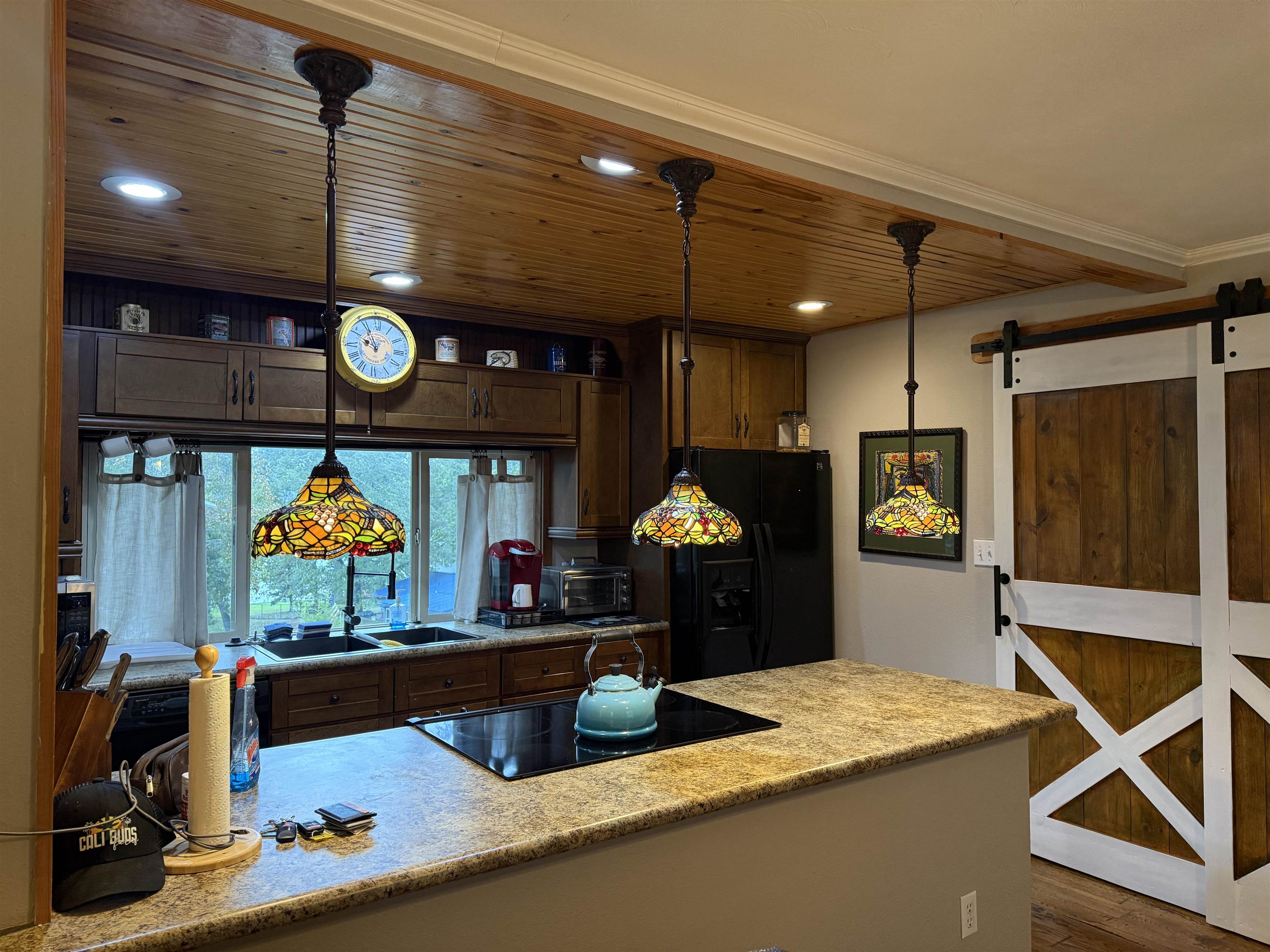 129 W Lakeshore  Cherokee Village, AR