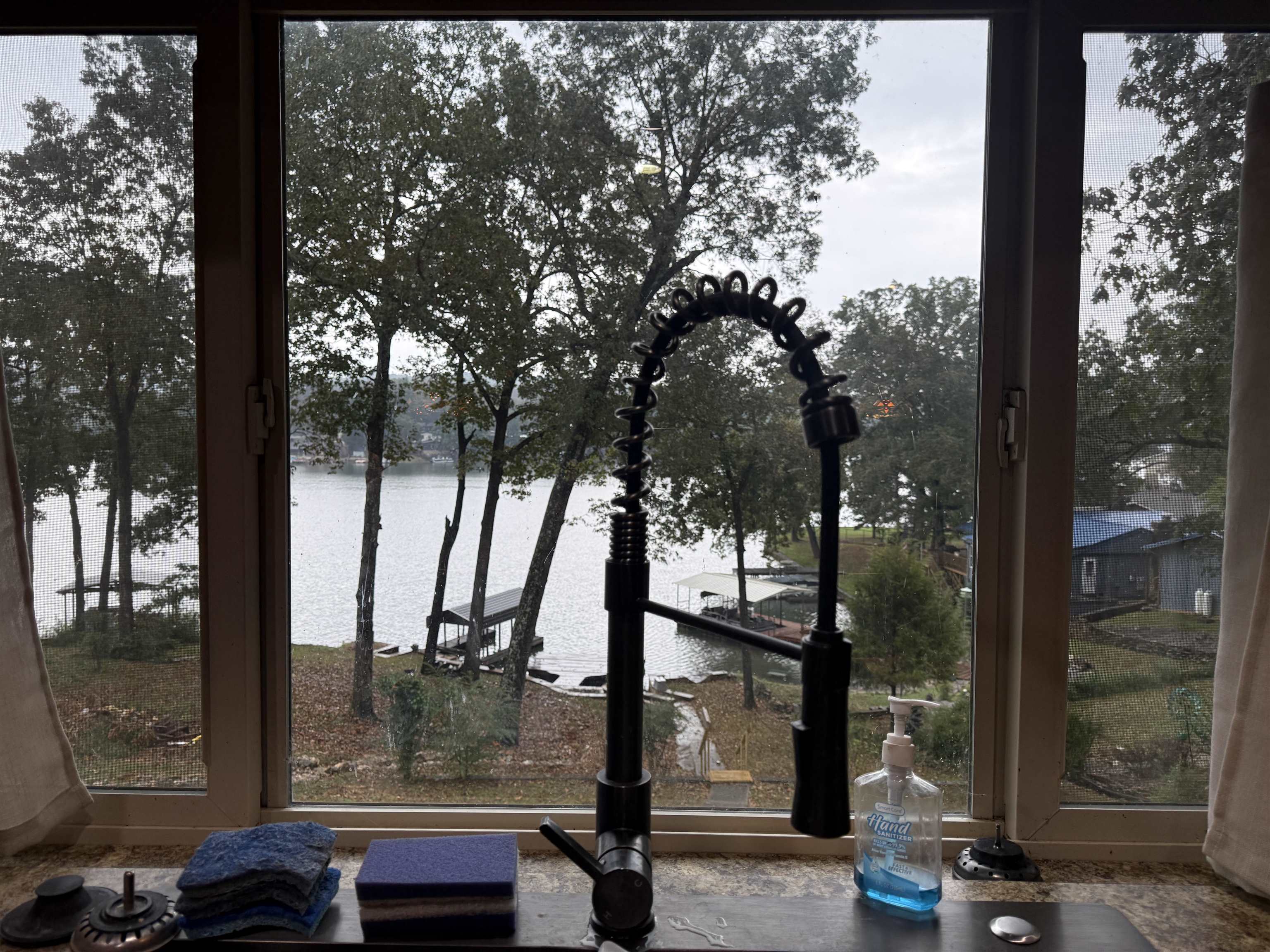 129 W Lakeshore  Cherokee Village, AR