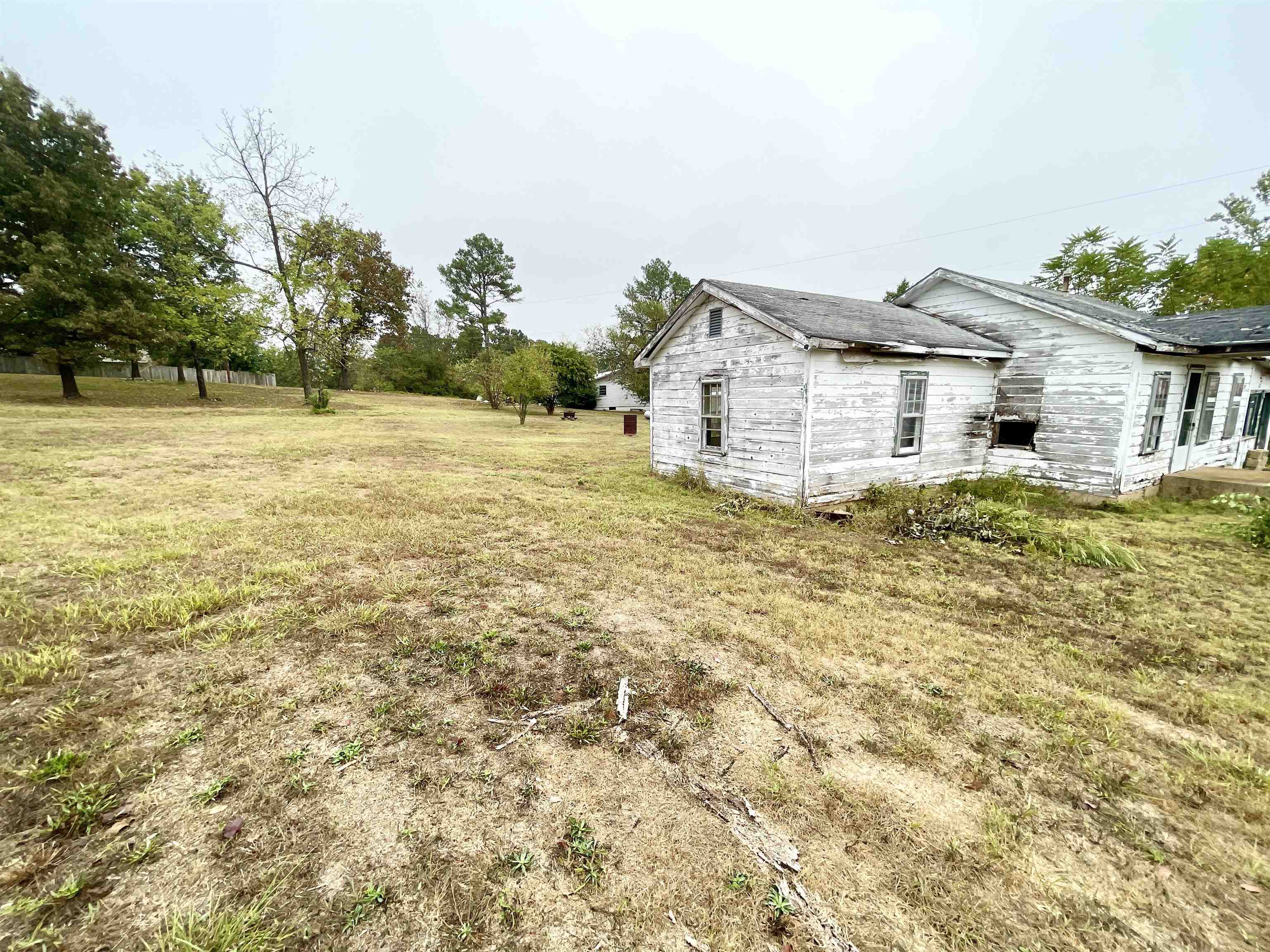 404 S Main  Salem, AR