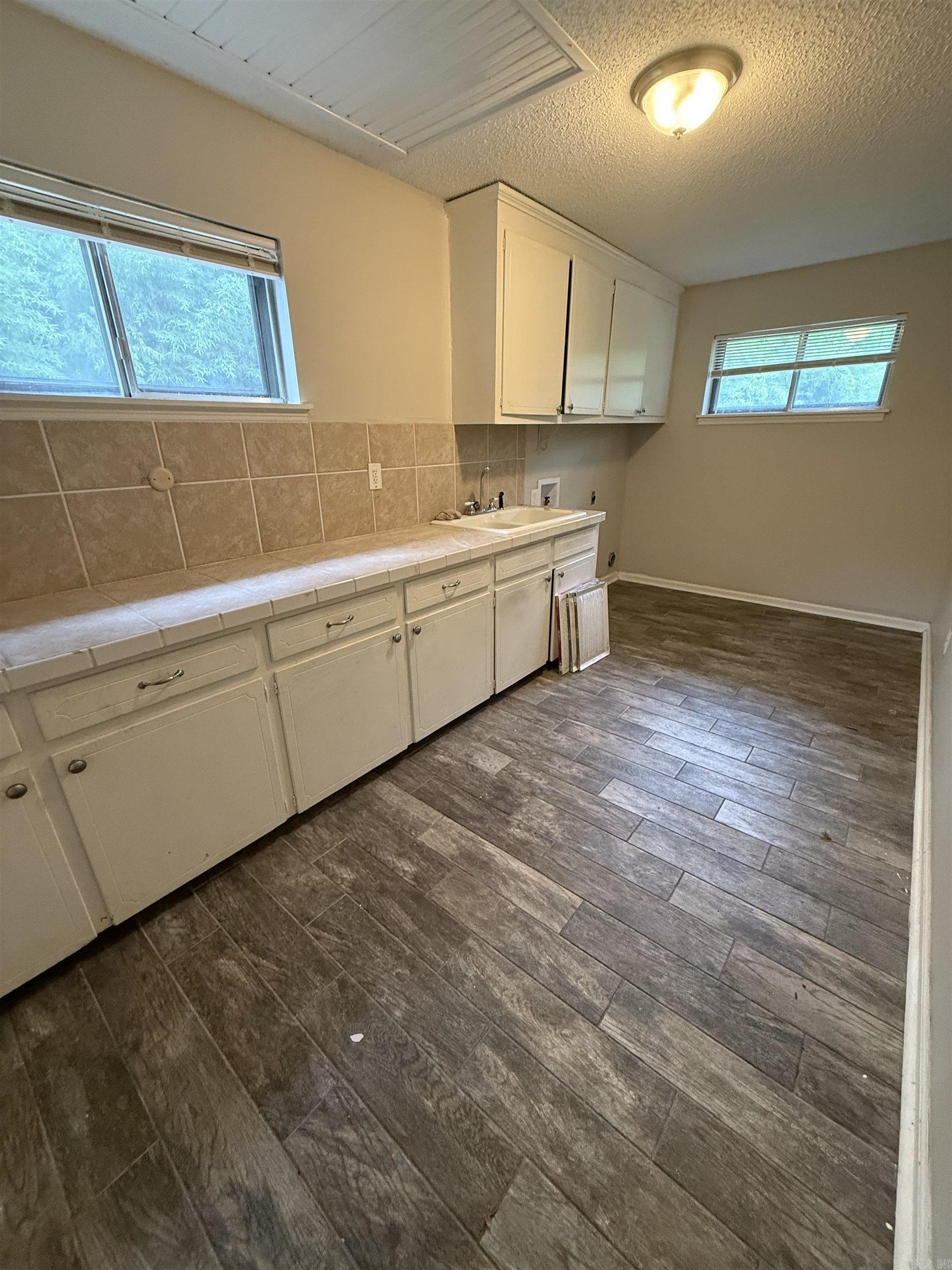 4820 W 29th  Little Rock, AR