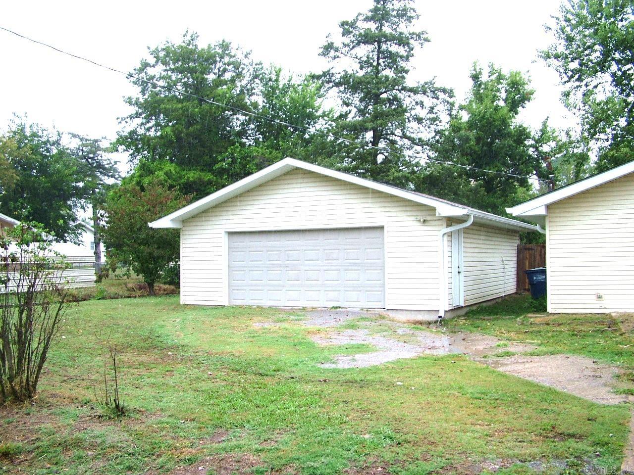 615 Locust  Mountain Home, AR