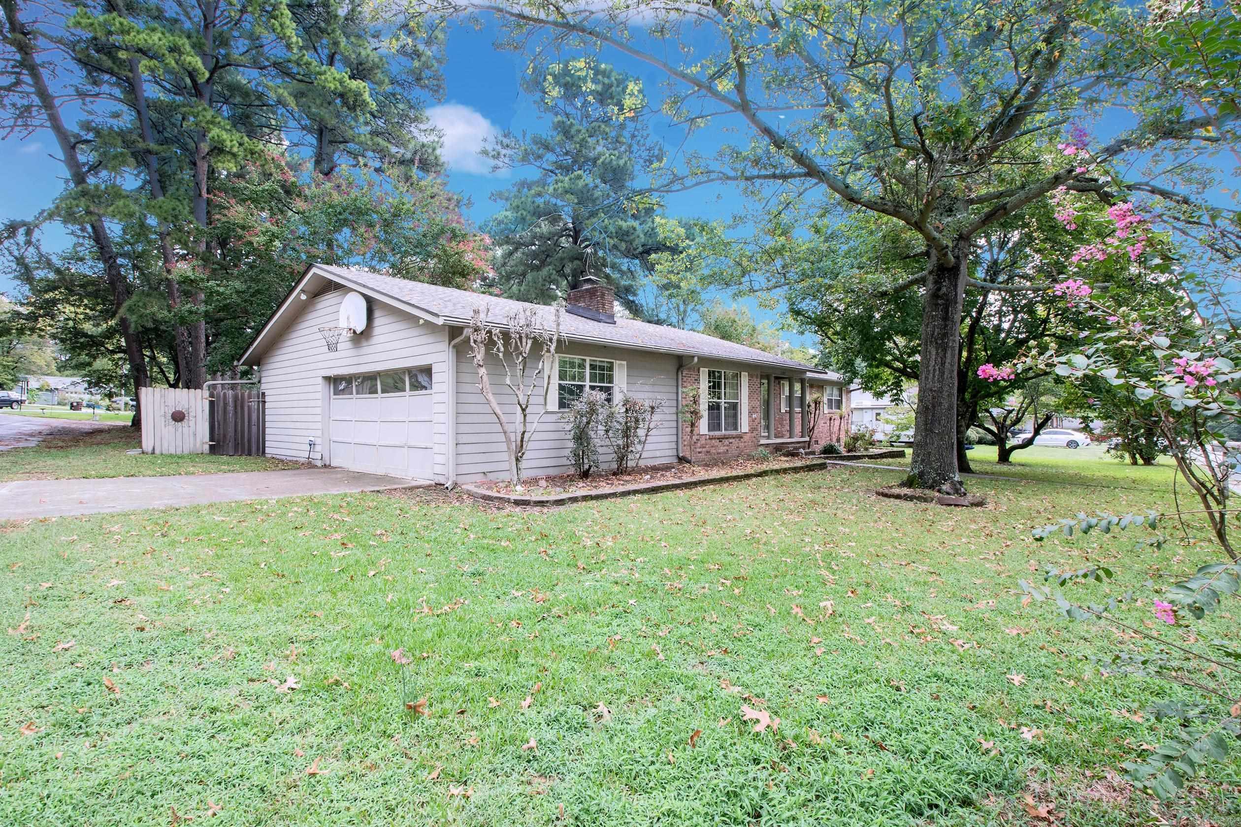 2509 Brookwood  Benton, AR