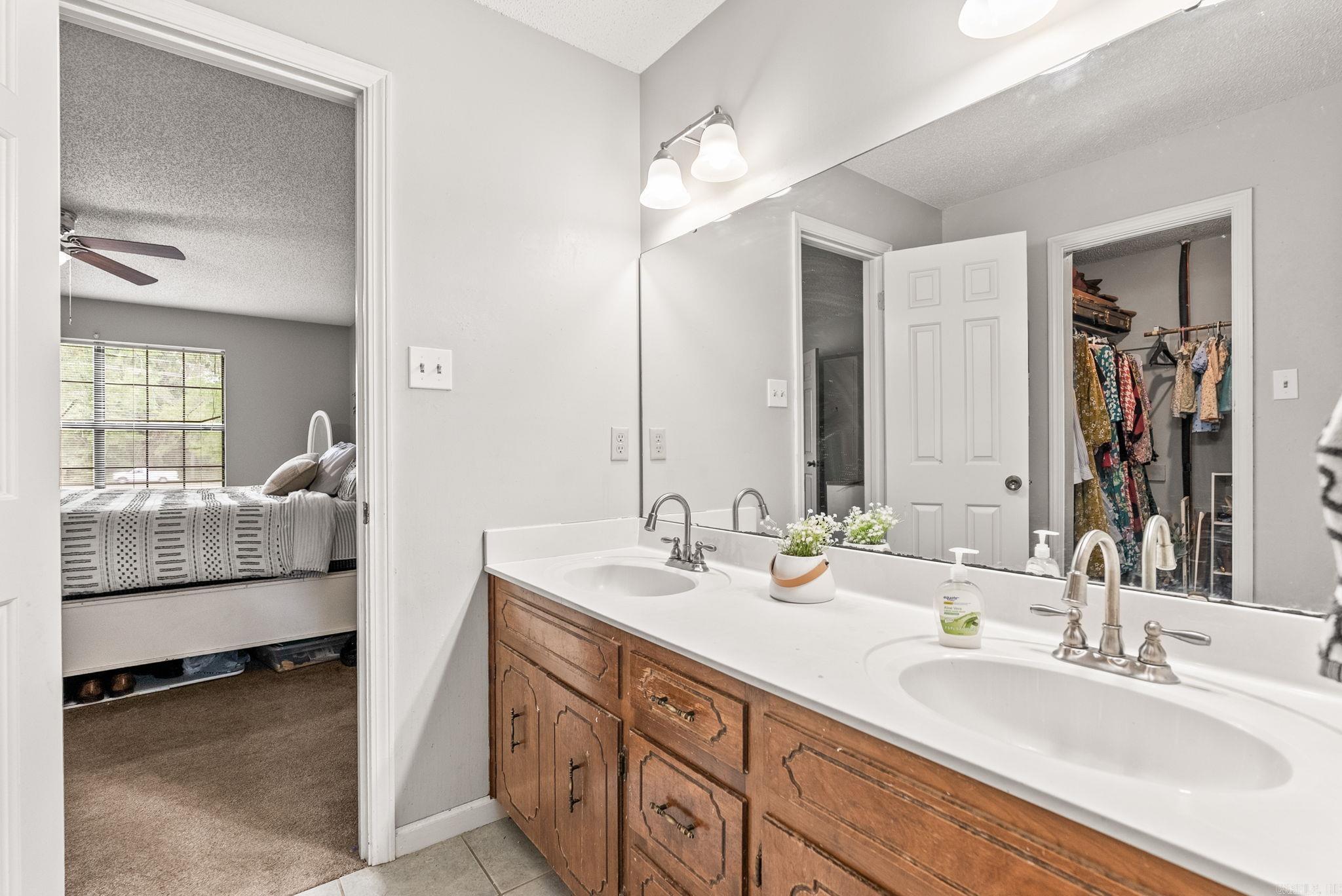 885 Mt Carmel  Cabot, AR