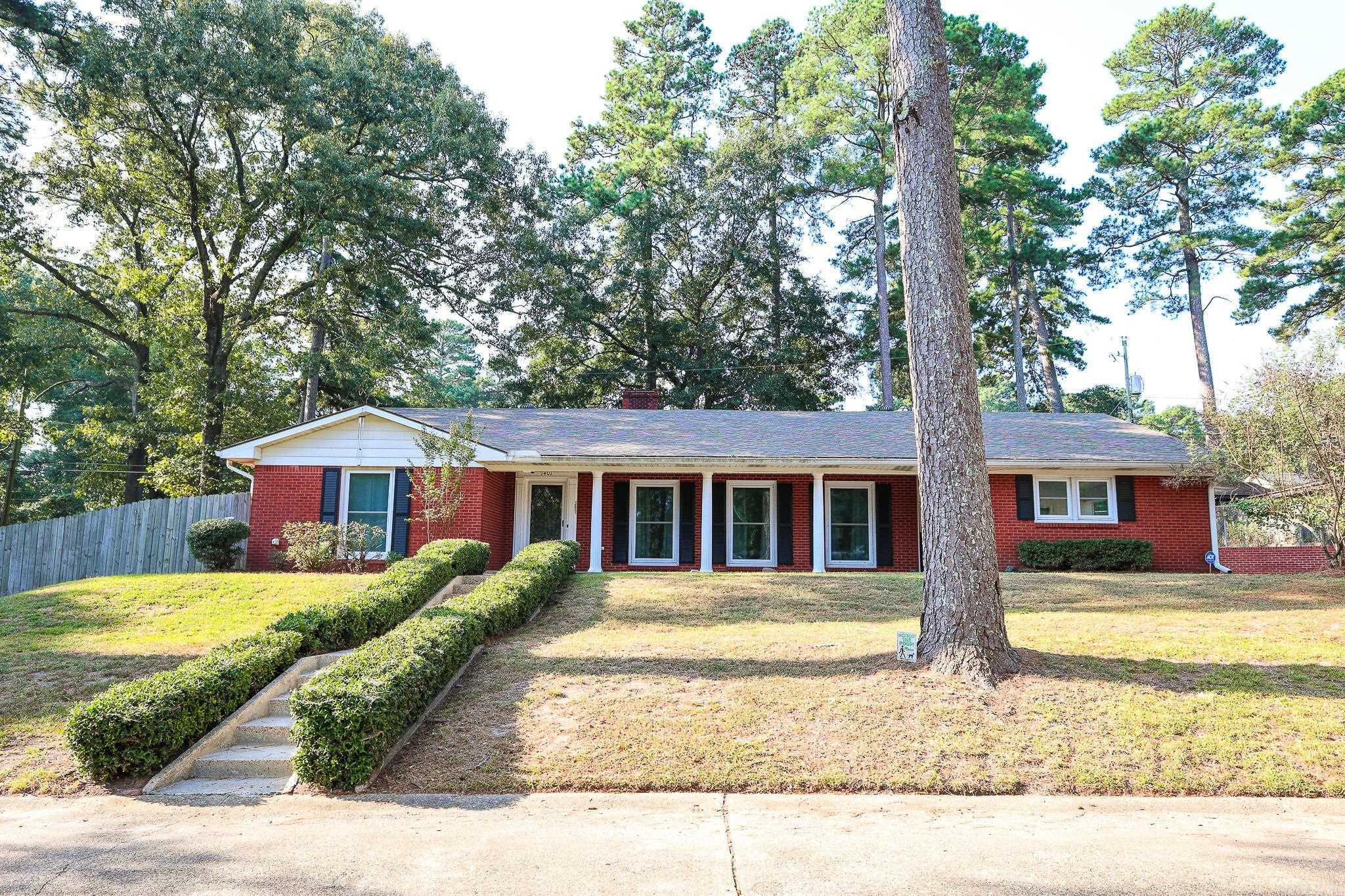 1401 W Cedar  El Dorado, AR