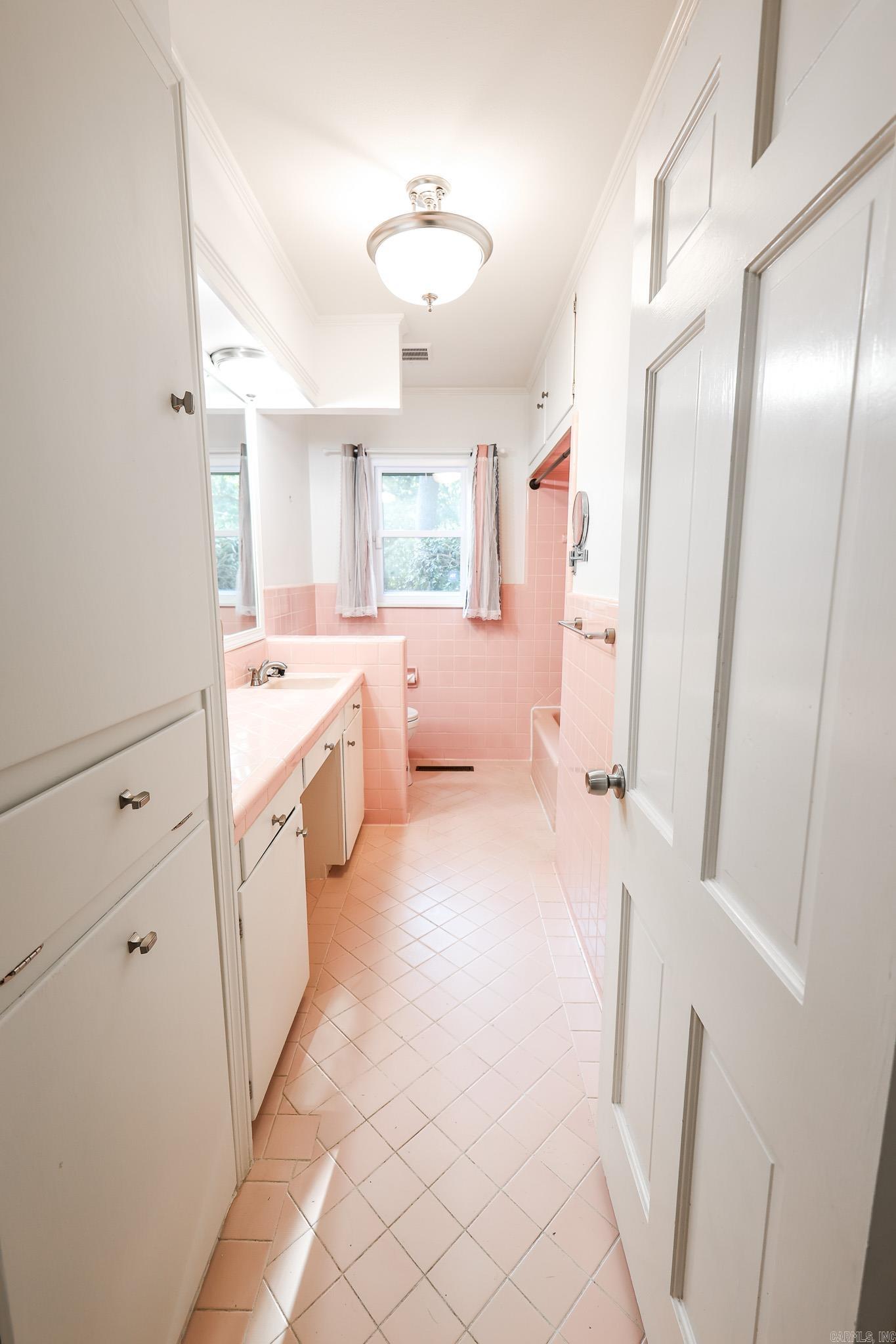 1401 W Cedar  El Dorado, AR