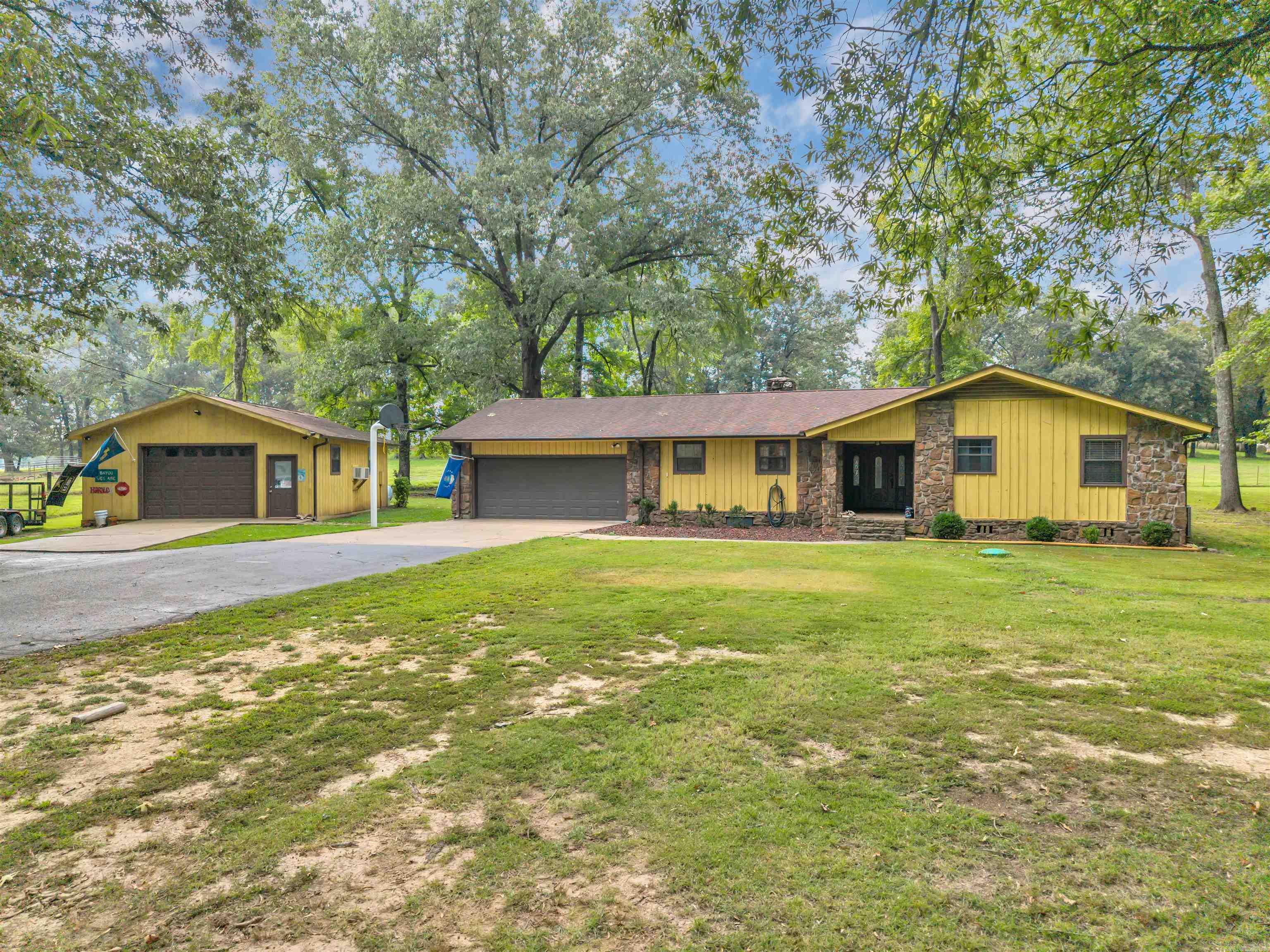 222 Riverview Road