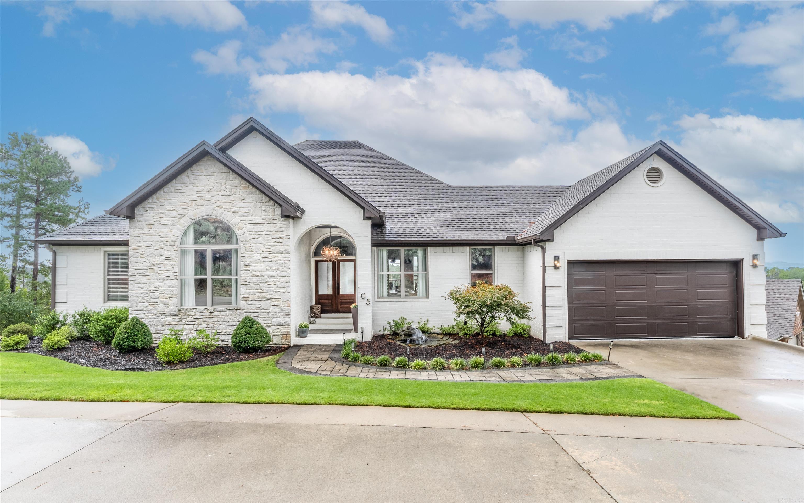 105 Riverview Dr.  Maumelle, AR