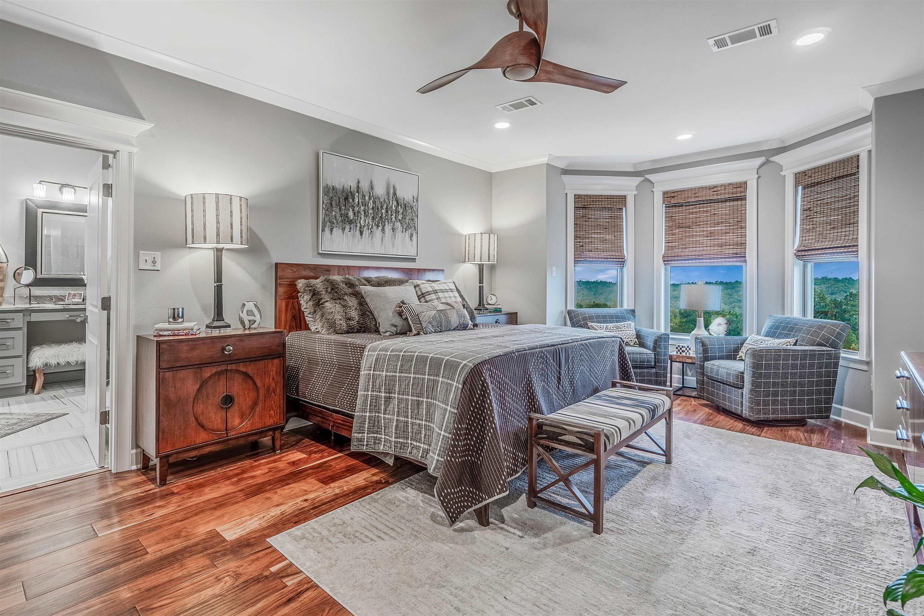 105 Riverview Dr.  Maumelle, AR