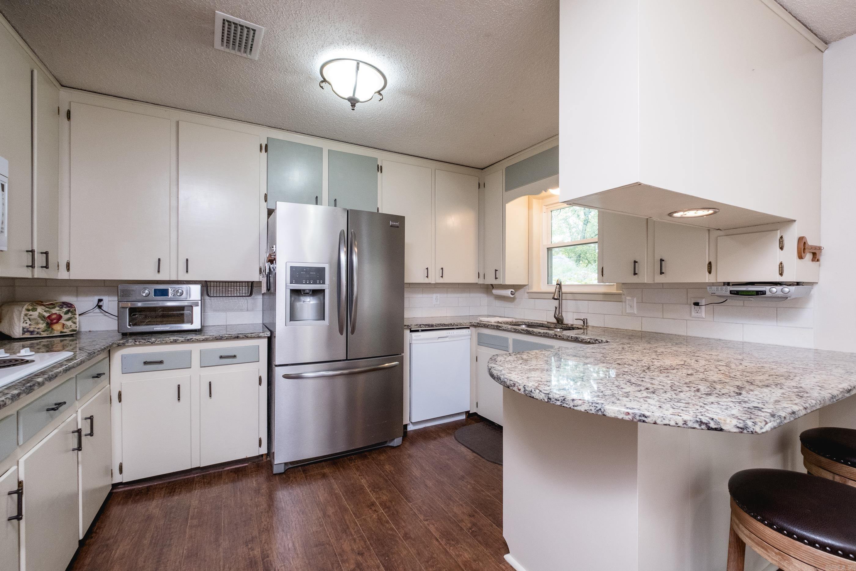 22125 Colonel Glenn  Little Rock, AR