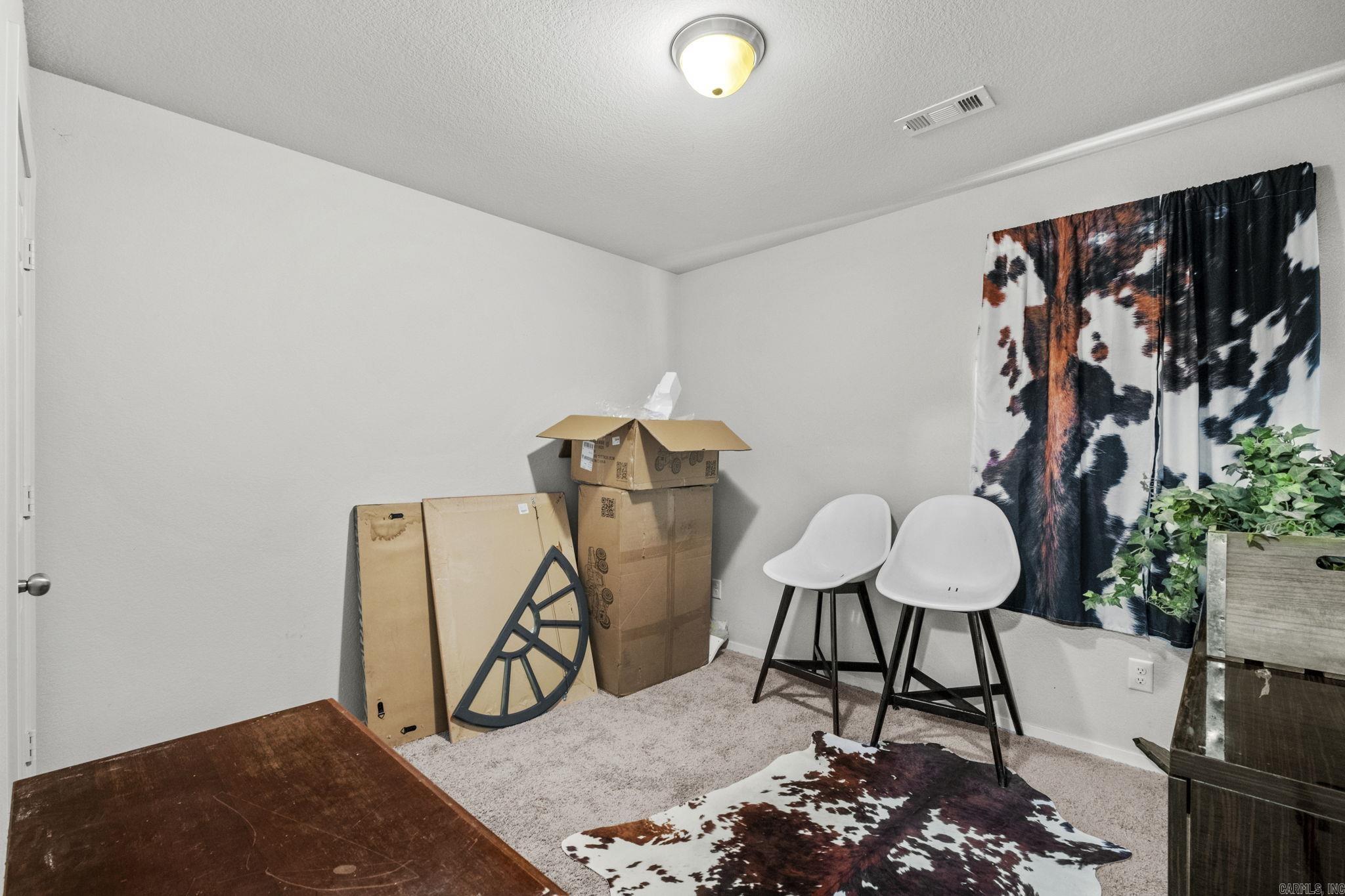 12 N Saunder  Austin, AR