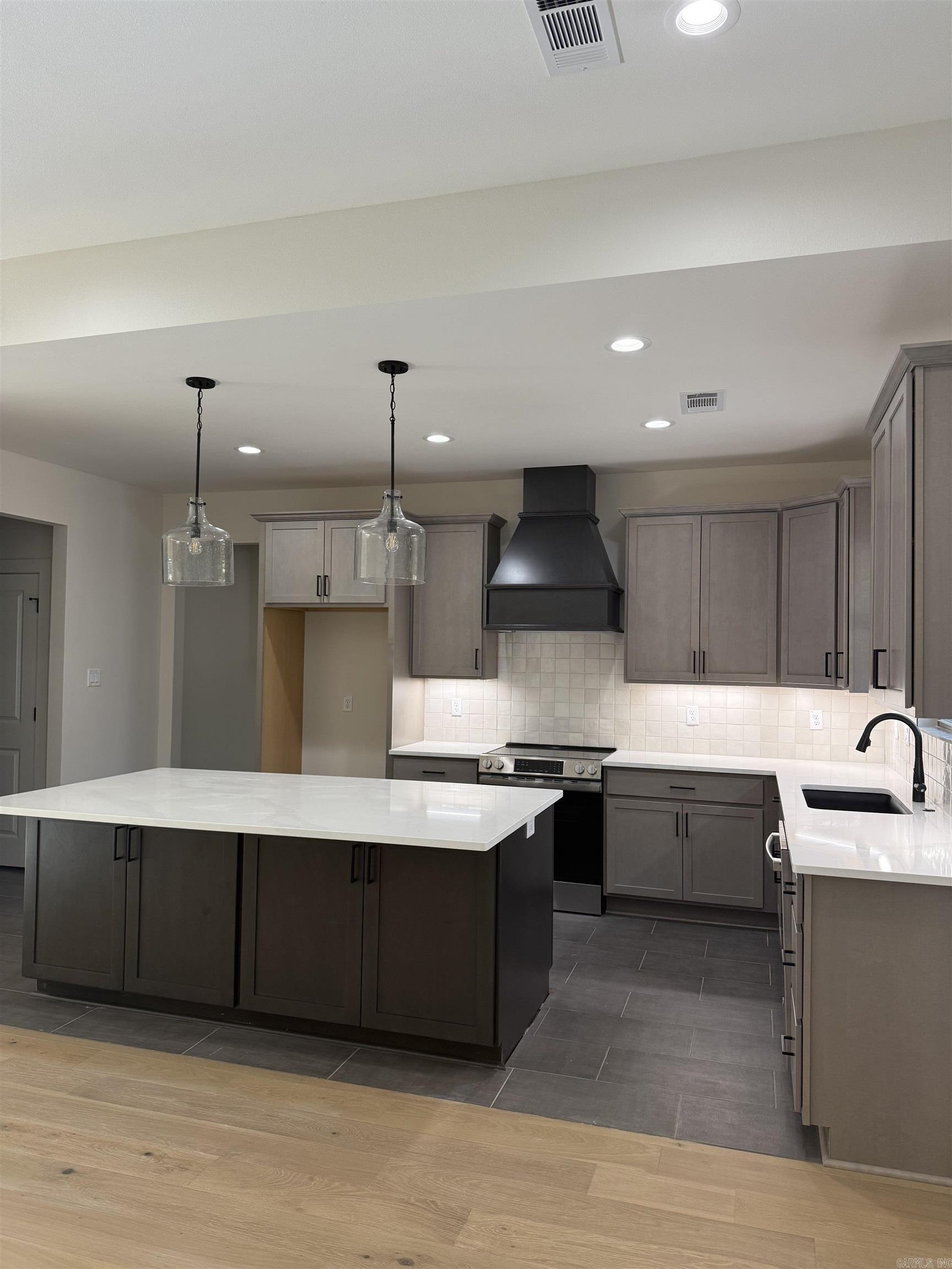 3 Promesa Lane  Fountain Lake, AR