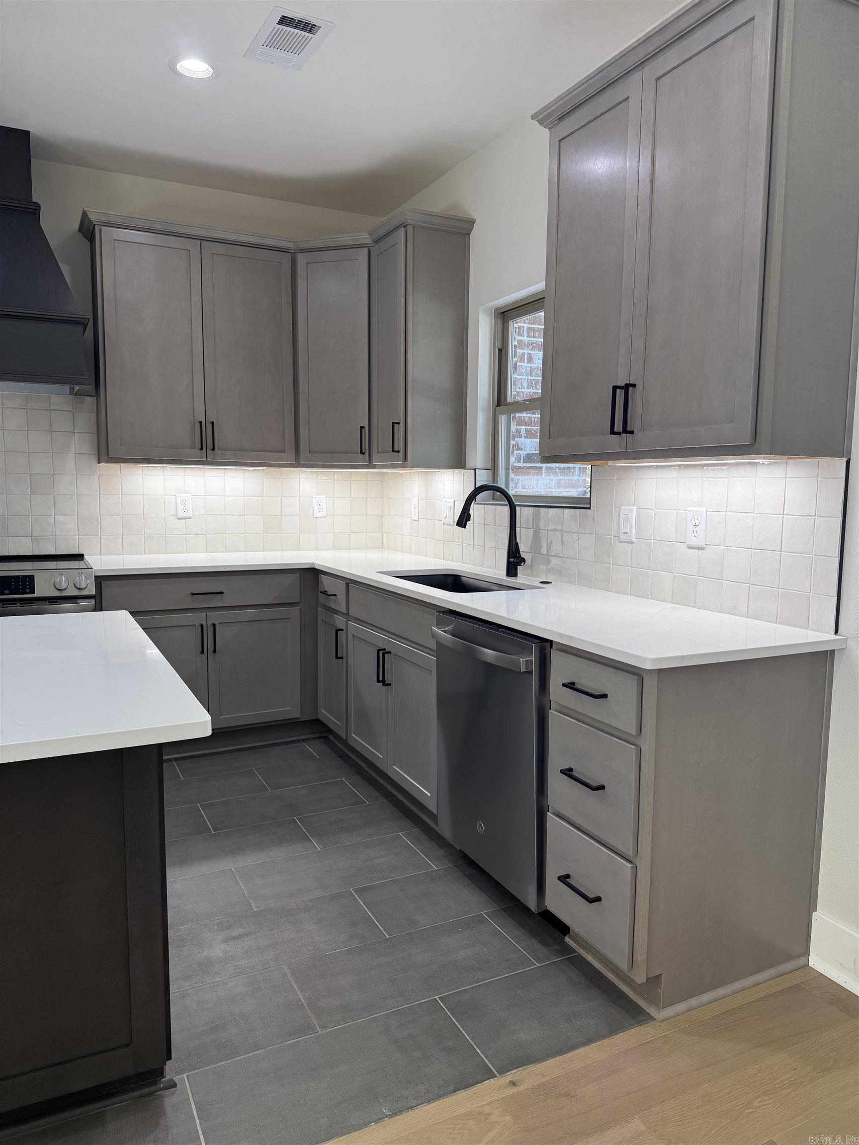 3 Promesa Lane  Fountain Lake, AR