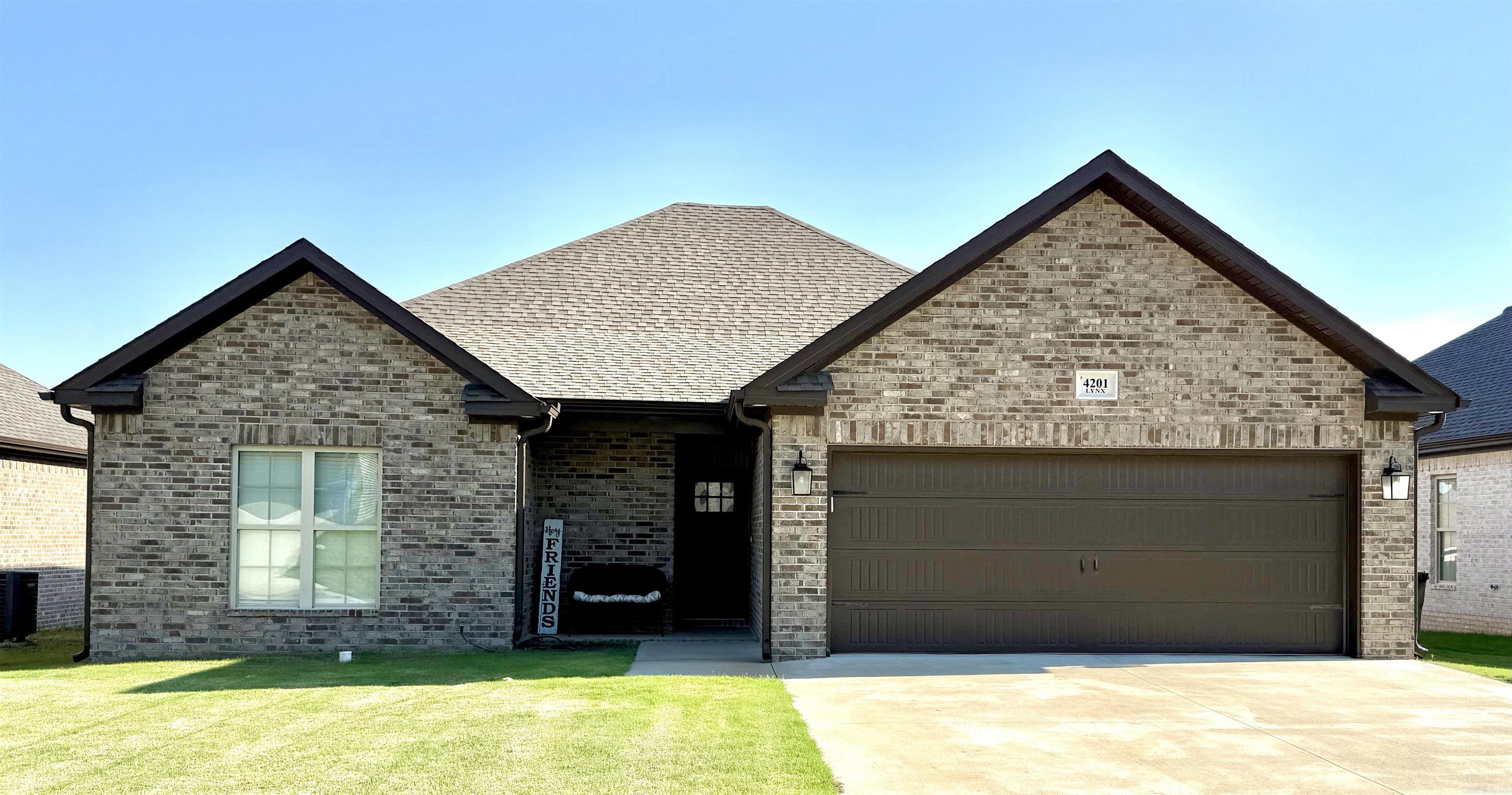 4201 Lynx  Jonesboro, AR