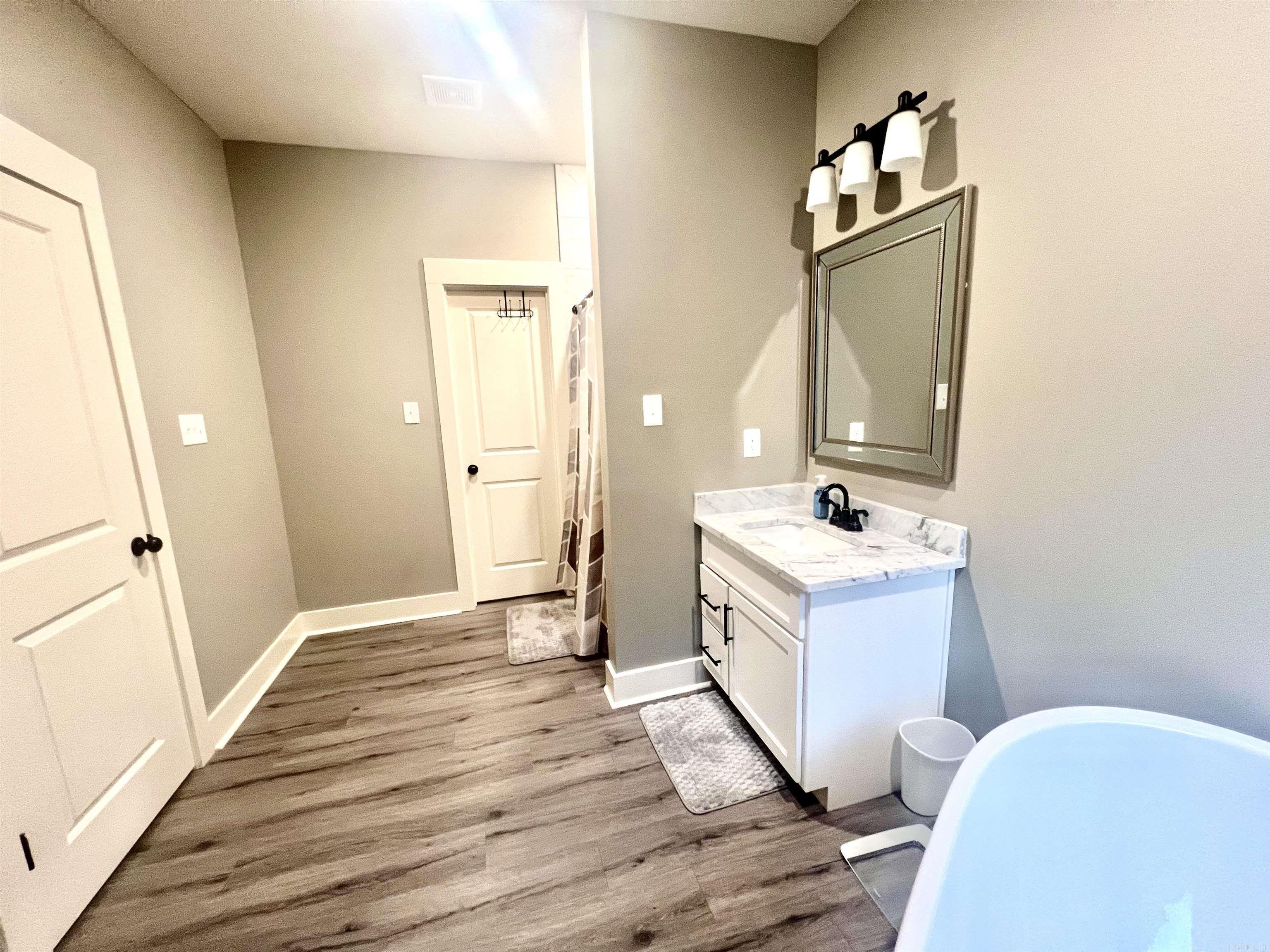 4201 Lynx  Jonesboro, AR