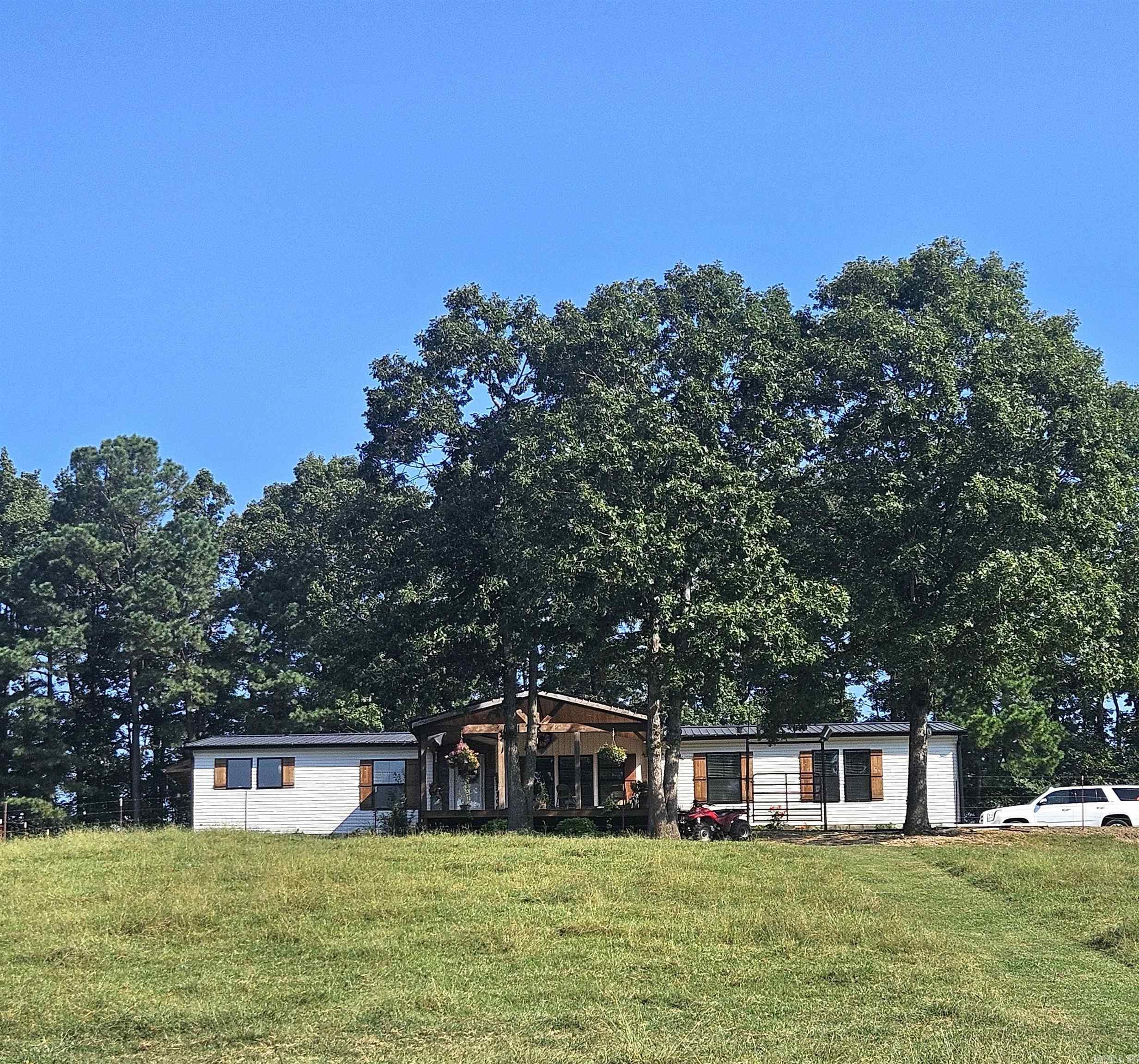 665 Hwy 246  Umpire, AR