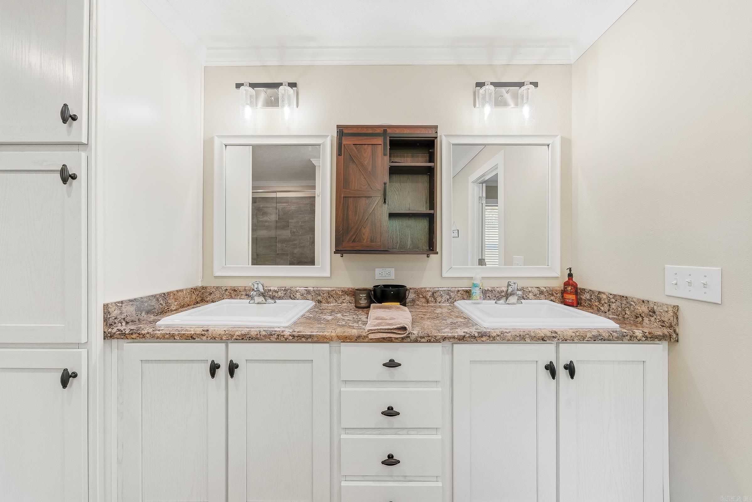 665 Hwy 246  Umpire, AR