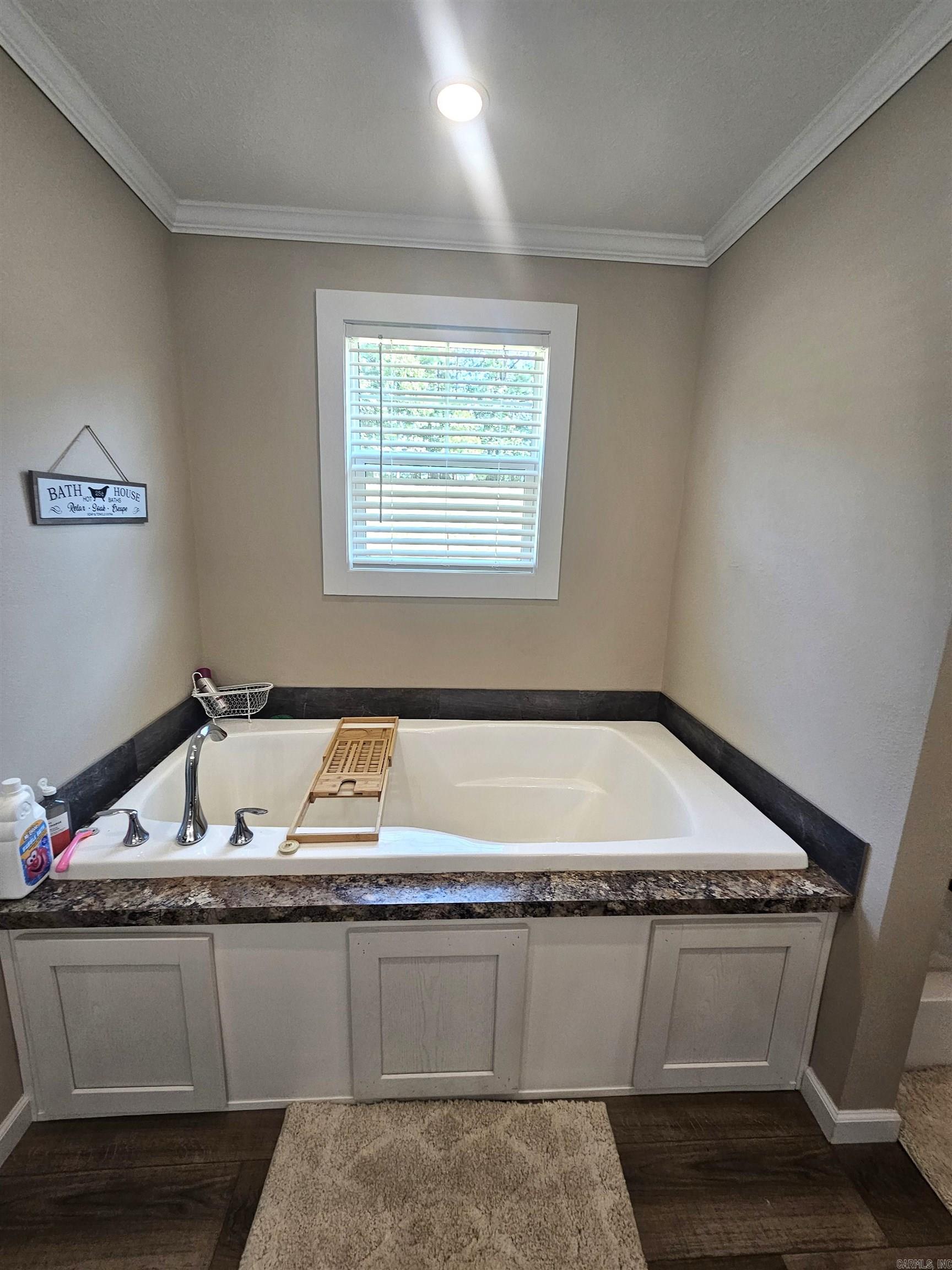 665 Hwy 246  Umpire, AR