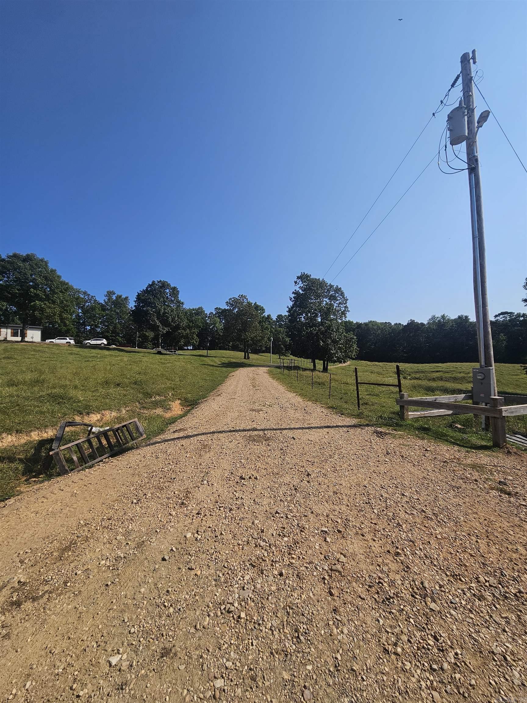 665 Hwy 246  Umpire, AR