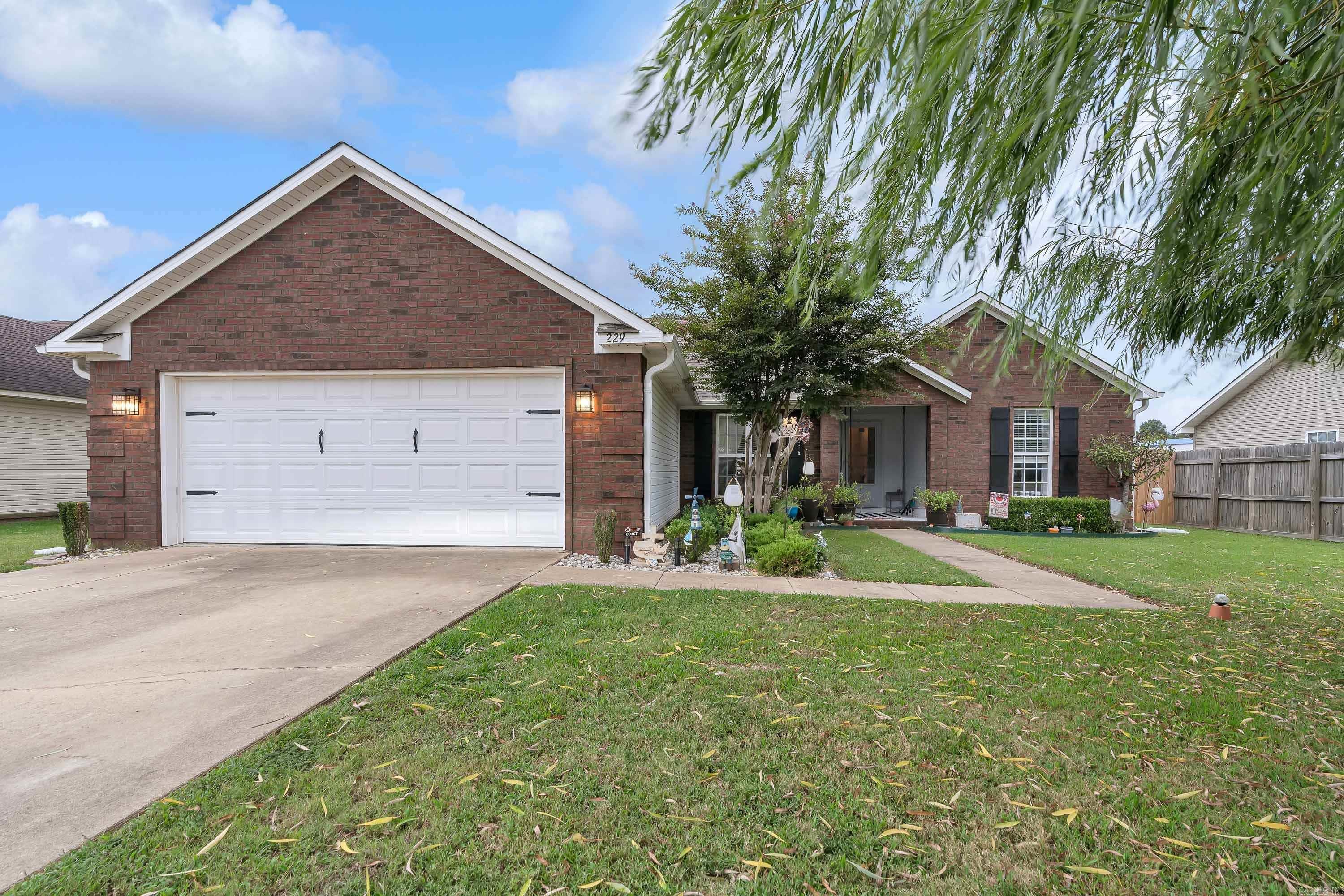 229 N Oak  Brookland, AR