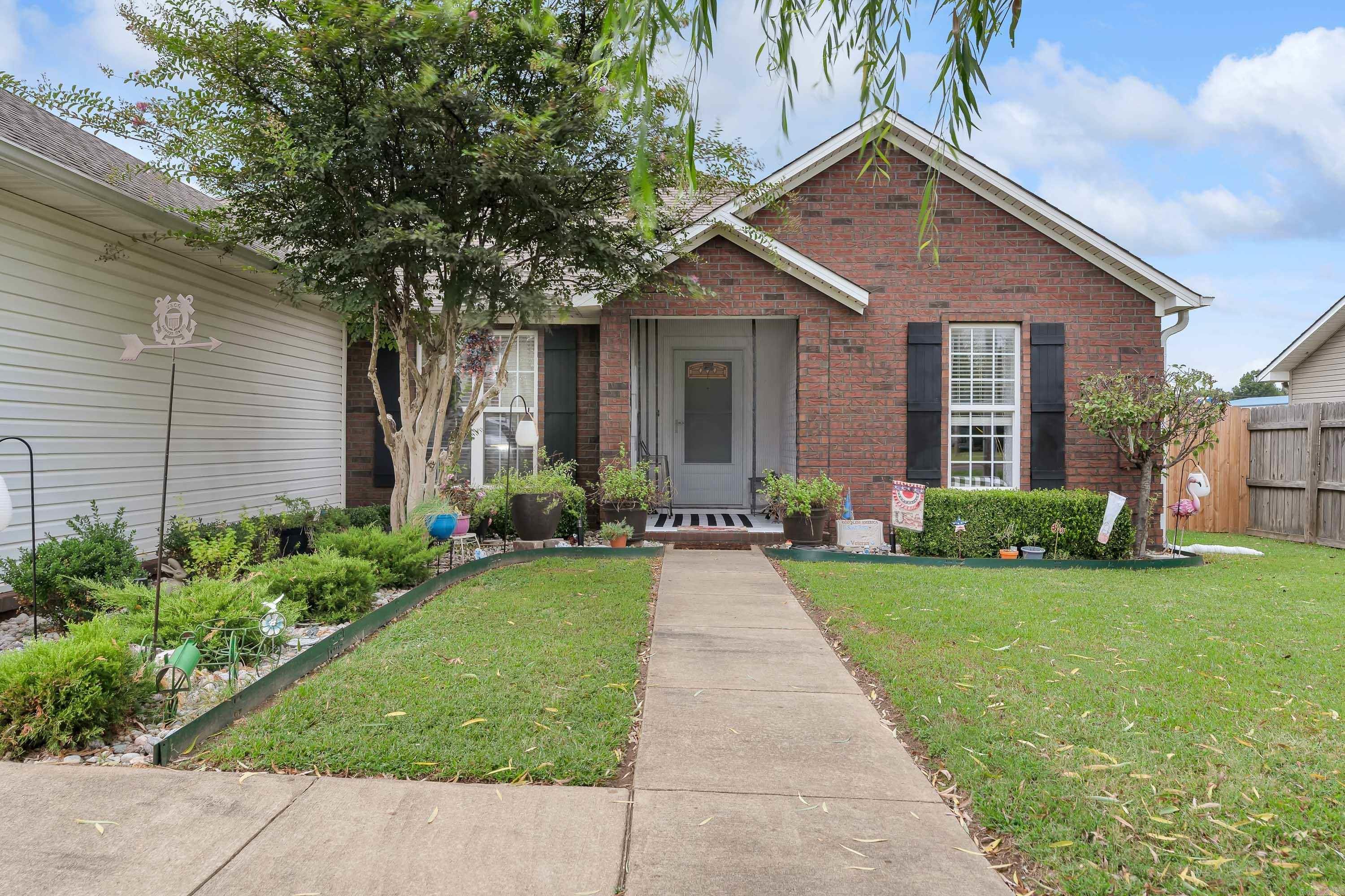 229 N Oak  Brookland, AR
