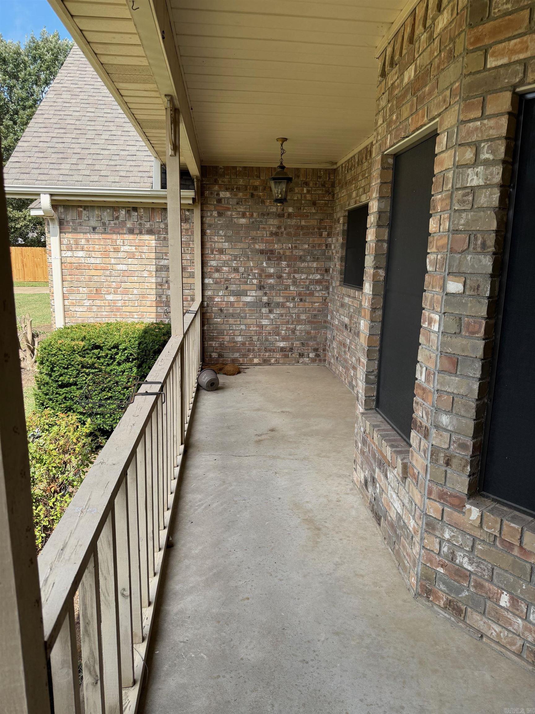 1007 S 11th  Paragould, AR
