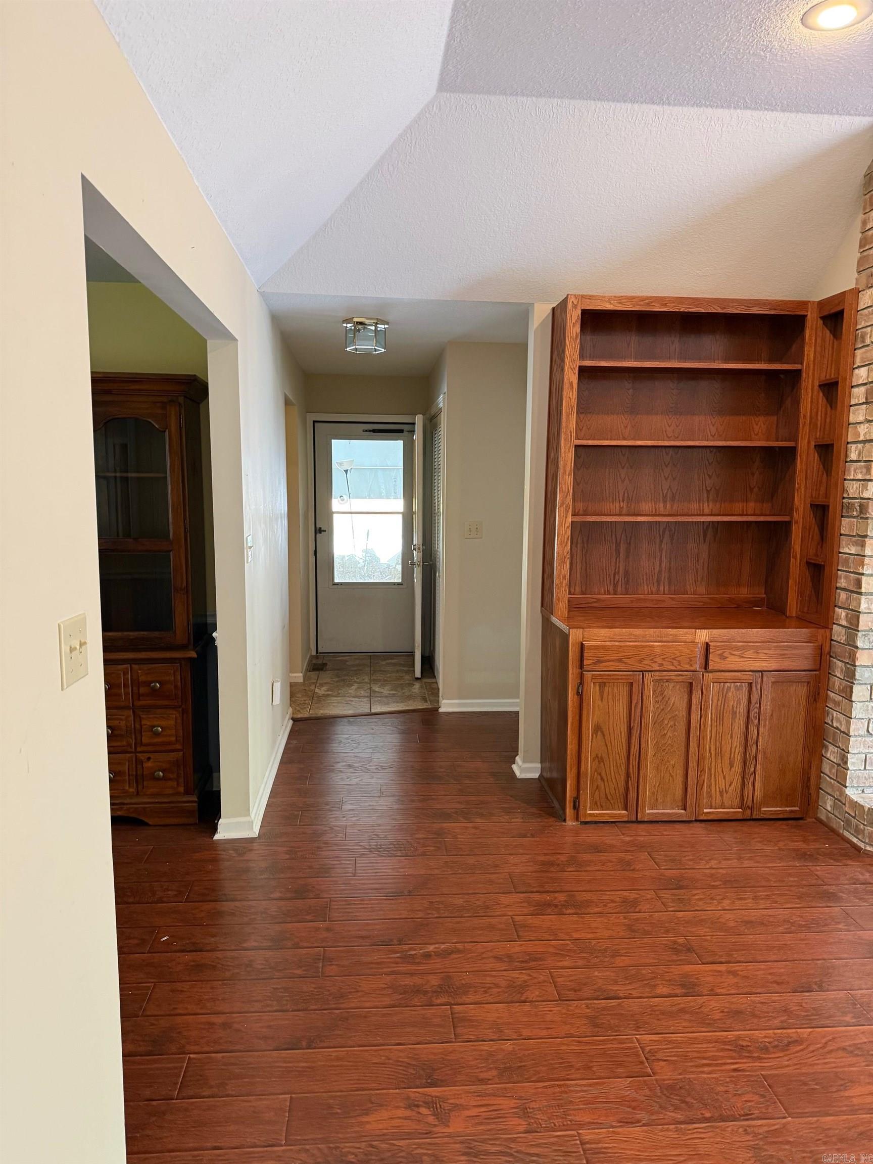 1007 S 11th  Paragould, AR