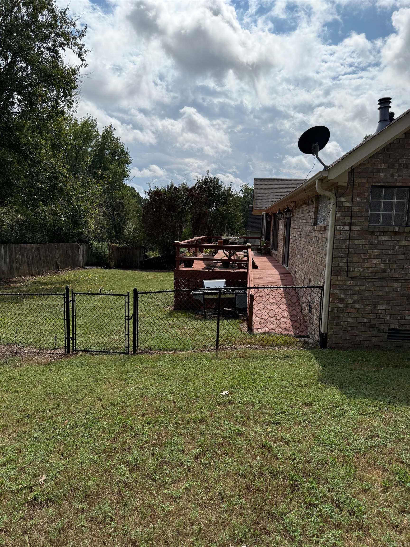 1007 S 11th  Paragould, AR