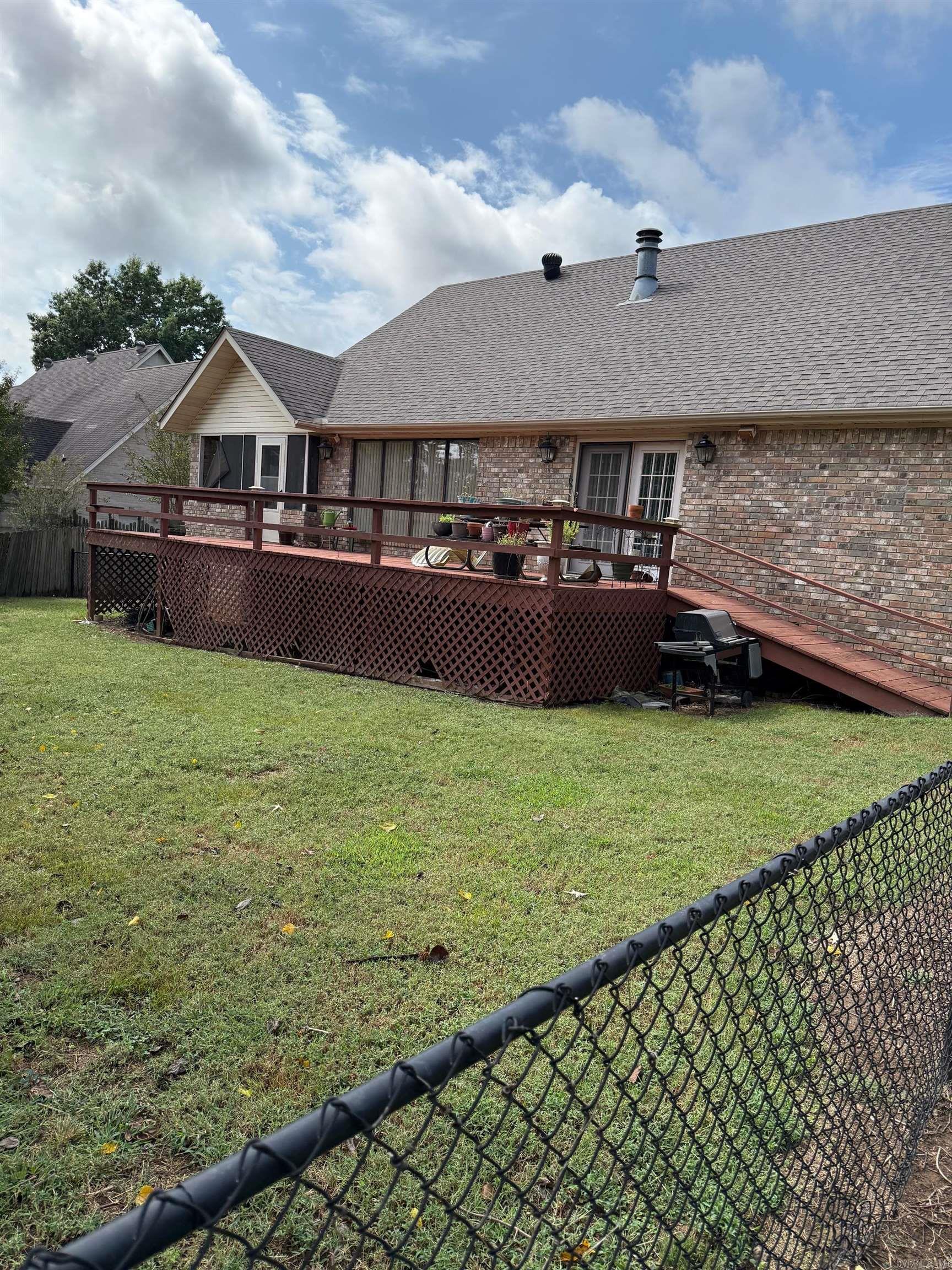 1007 S 11th  Paragould, AR