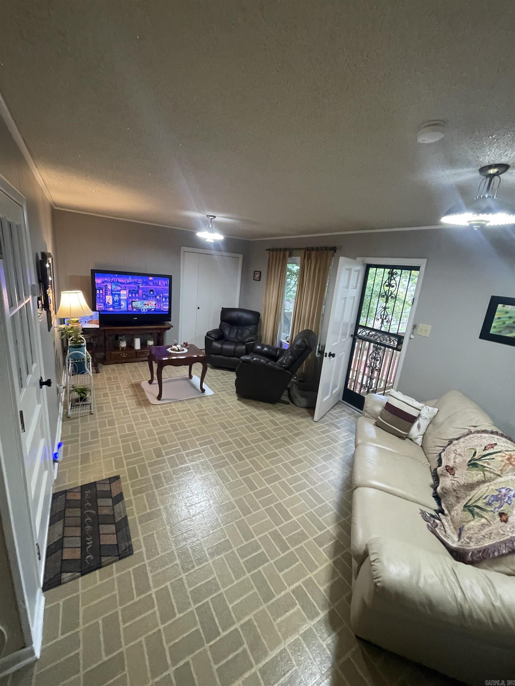 19 McGovern Drive  Little Rock, AR