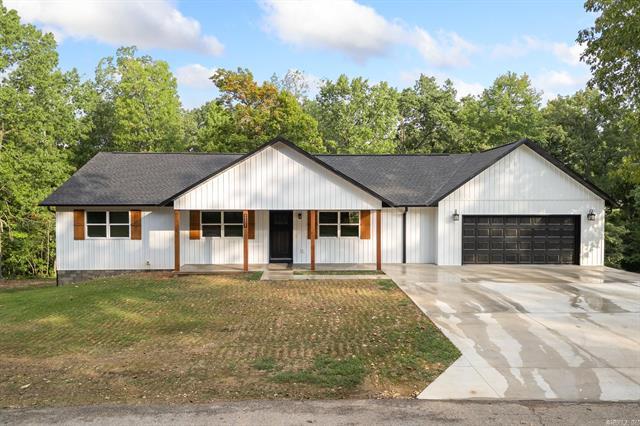 6010  Oak Leaf  Harrison, AR