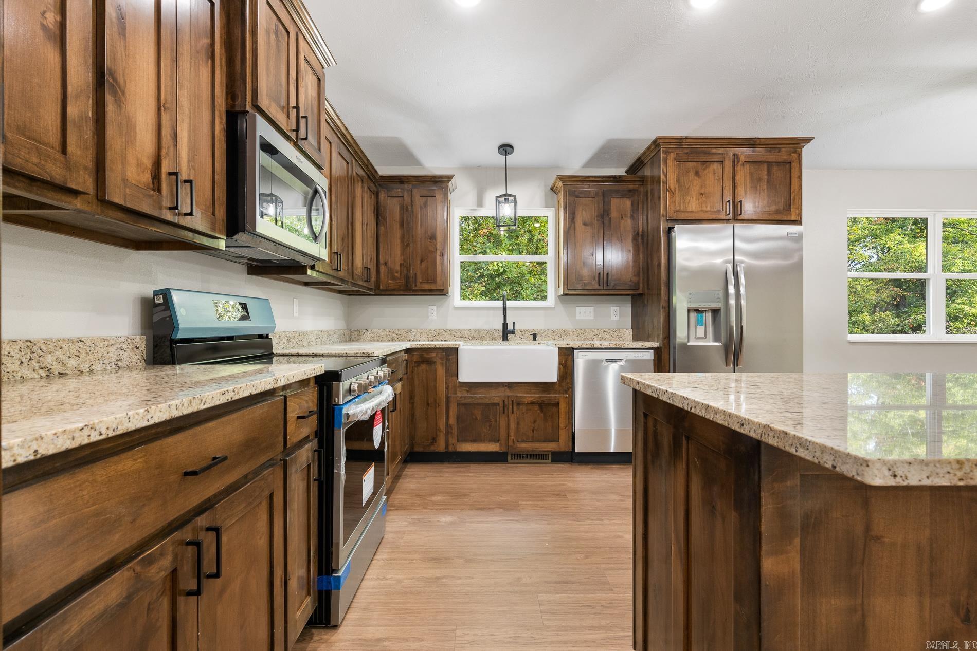 6010 Oak Leaf  Harrison, AR
